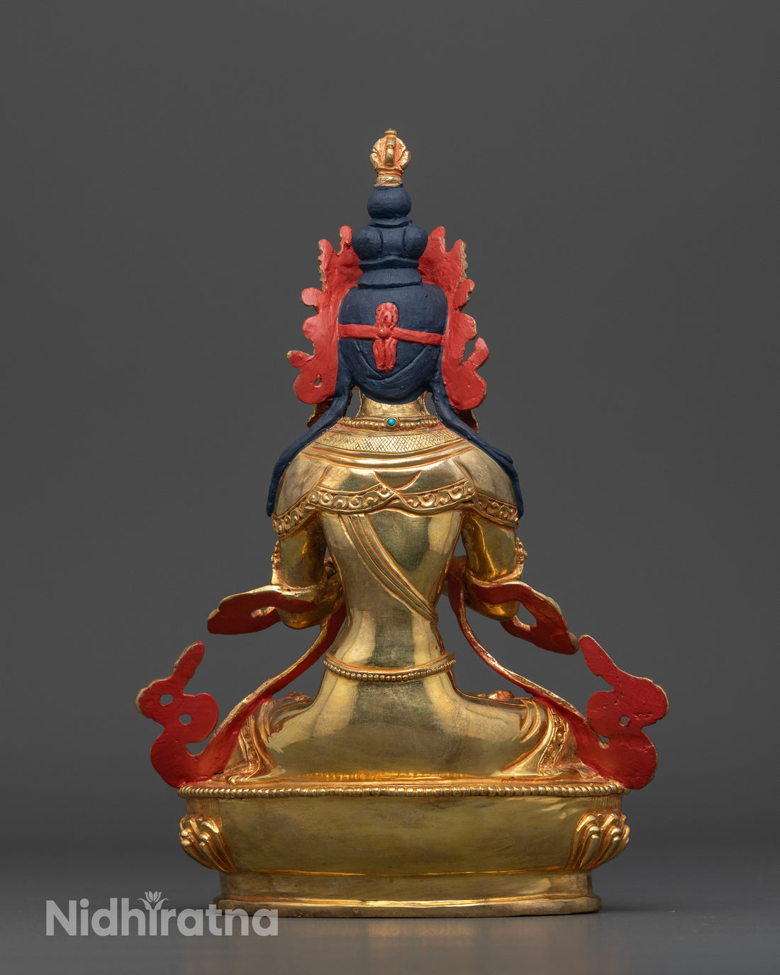 Gold-Gilded Vajradhara: The Radiant Holder of the Vajra