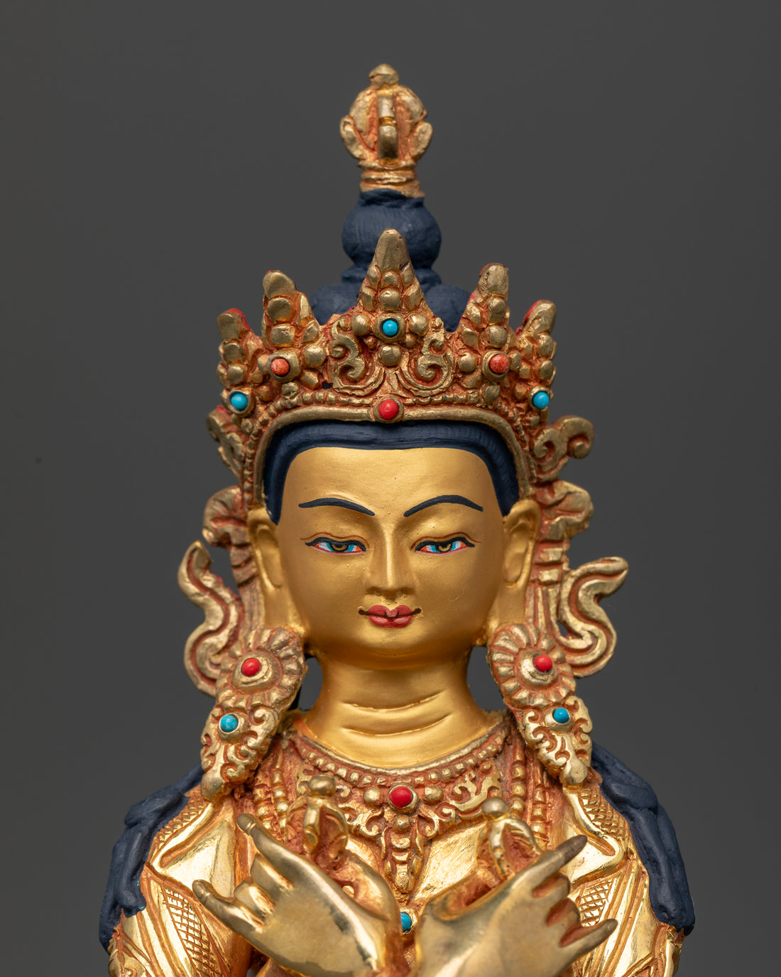 Gold-Gilded Vajradhara: The Radiant Holder of the Vajra