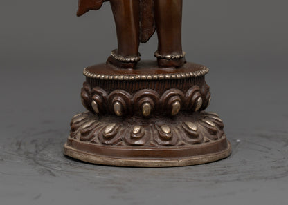 Handmade Avalokiteshvara Statue: Artistry from Nepal