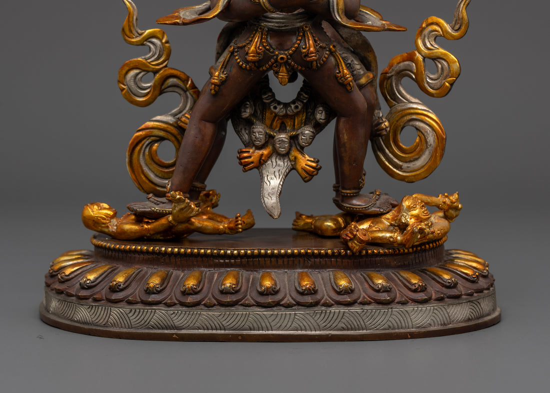 Chakrasamvara Statue: Icon of Enlightenment