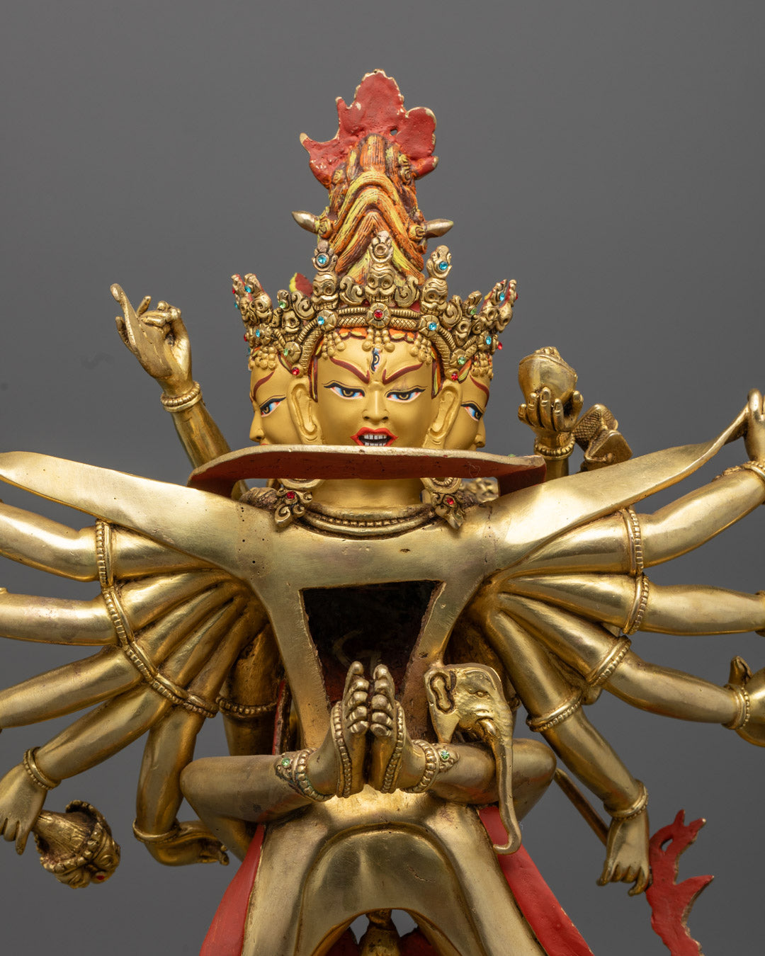 Chakrasambhara with Vajravarahi Statue