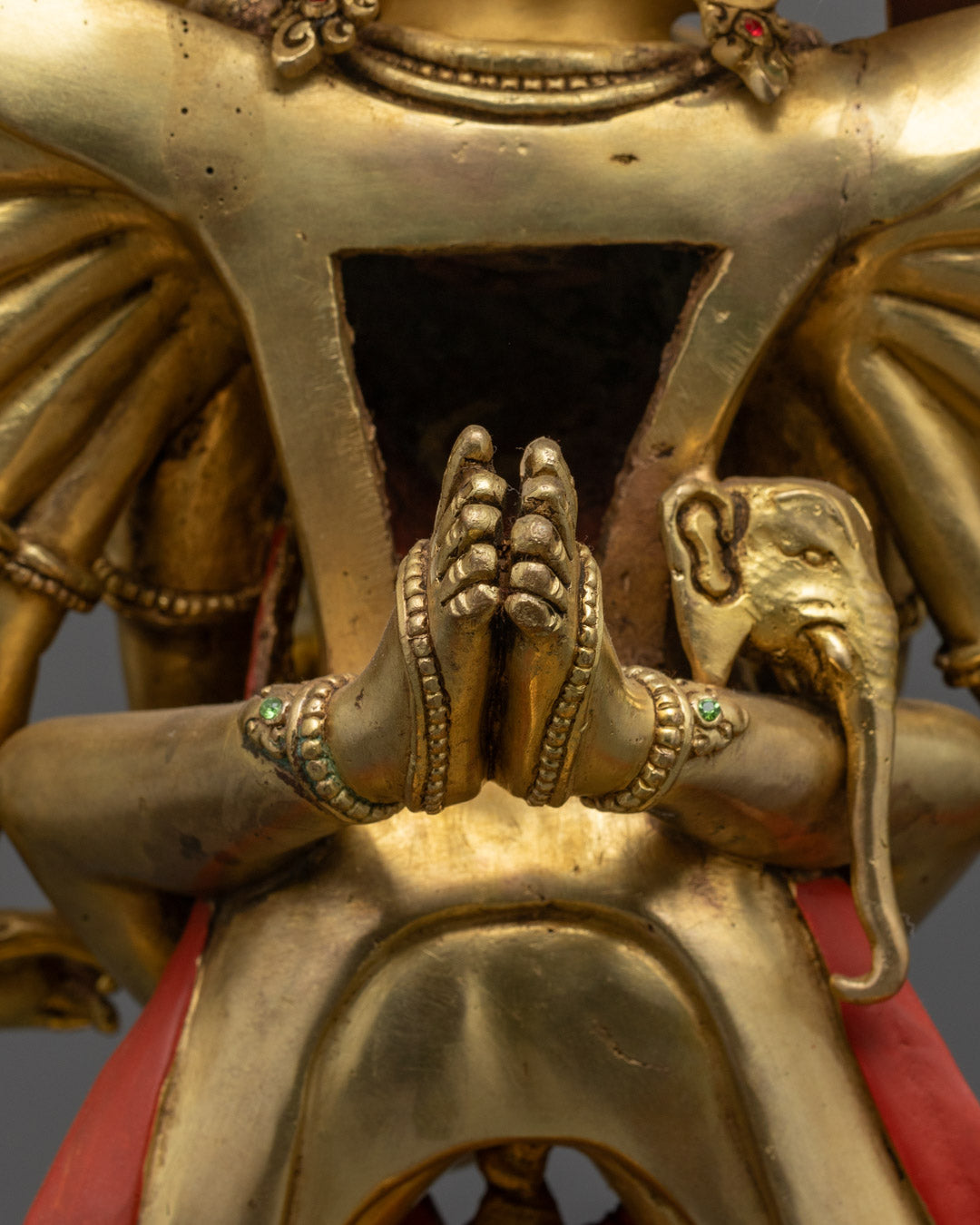 Chakrasambhara with Vajravarahi Statue