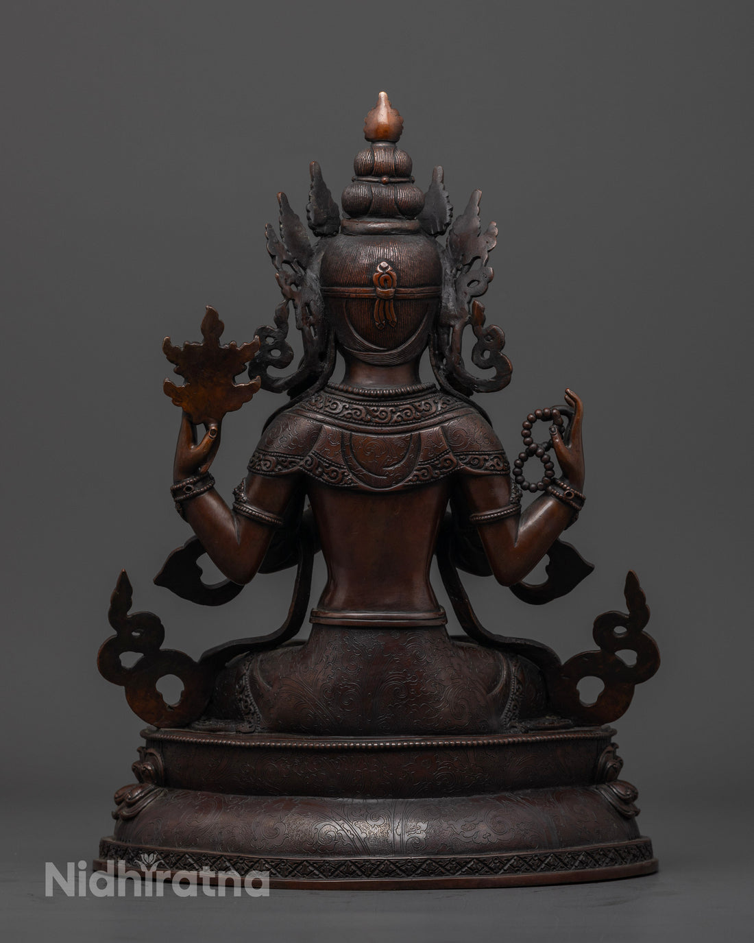 Oxidized Chenrezig Statue: Elegant Compassionate Art