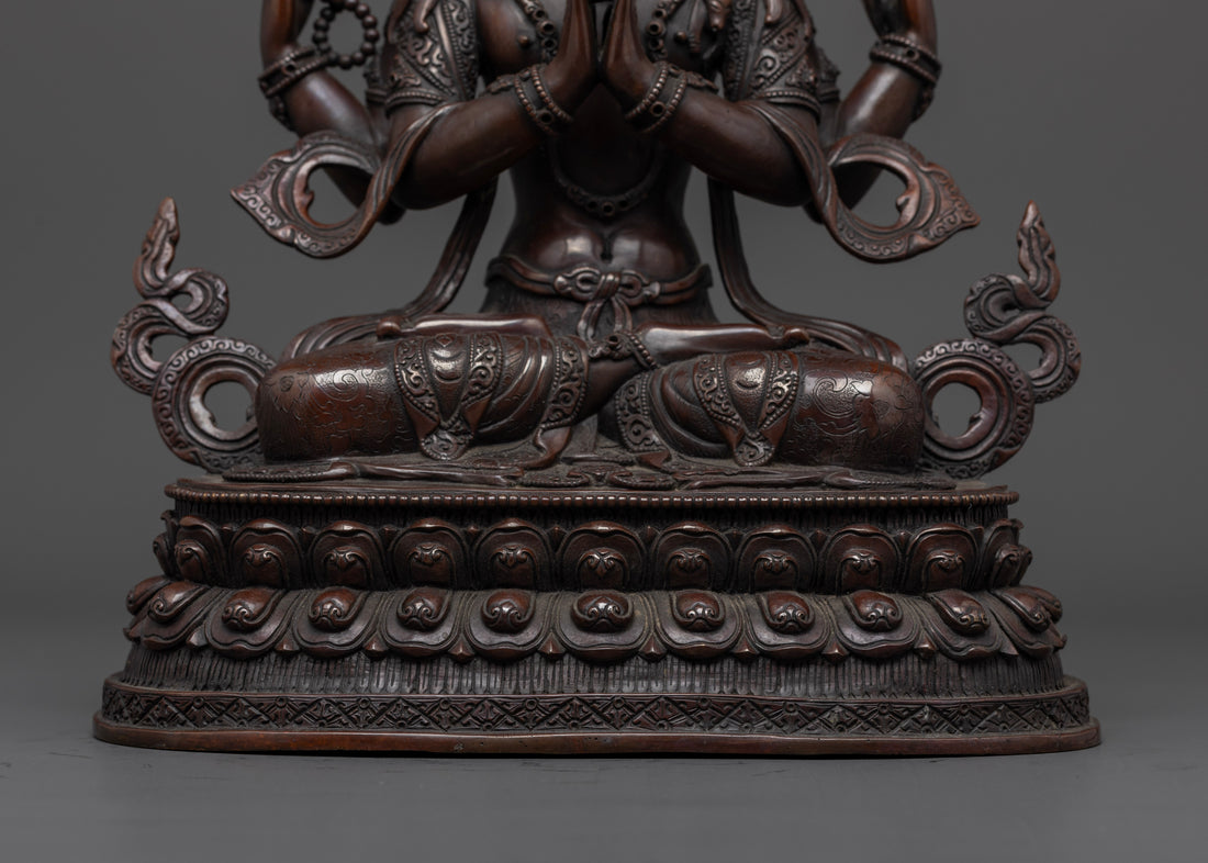 Oxidized Chenrezig Statue: Elegant Compassionate Art