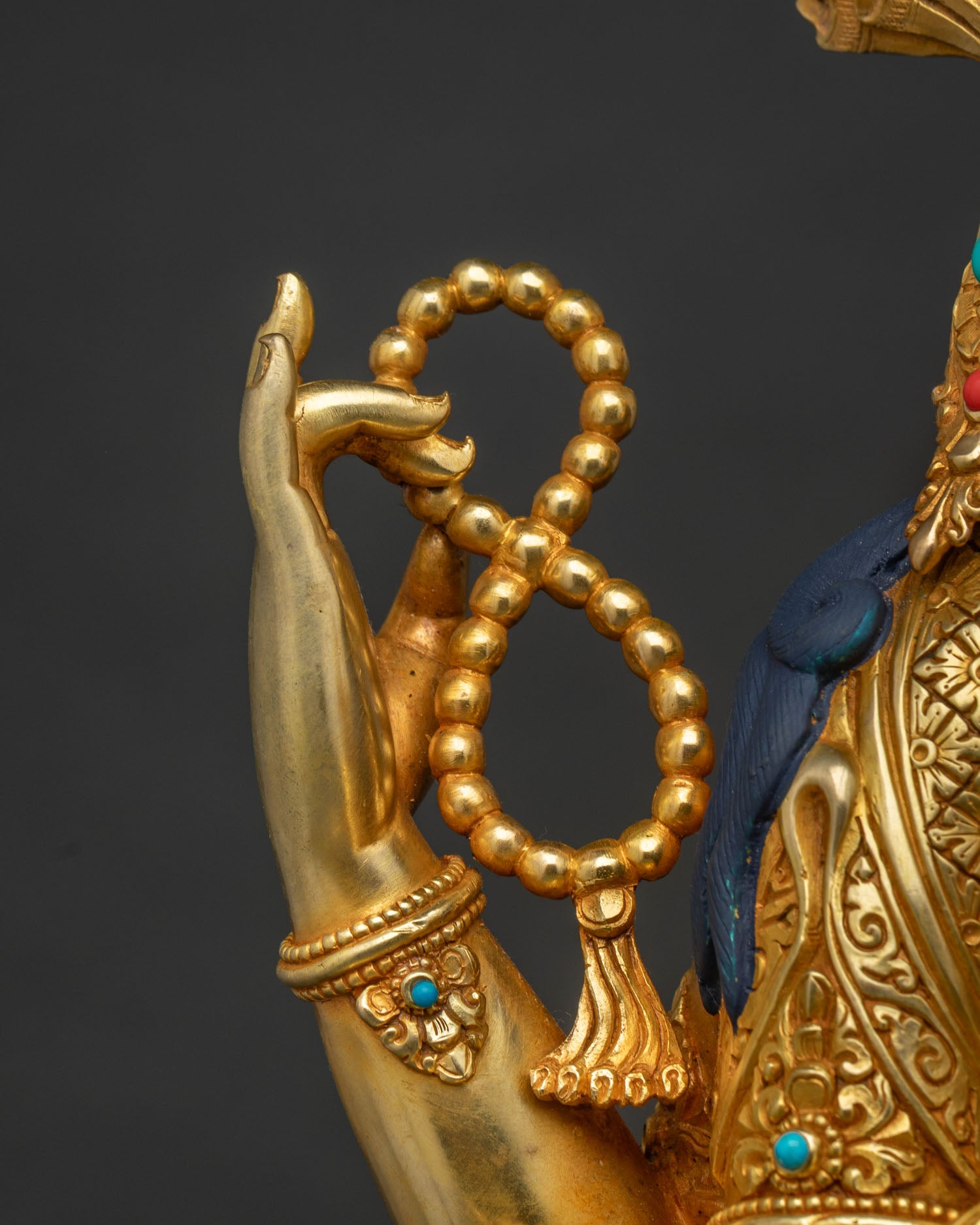 Chenrezig Statue