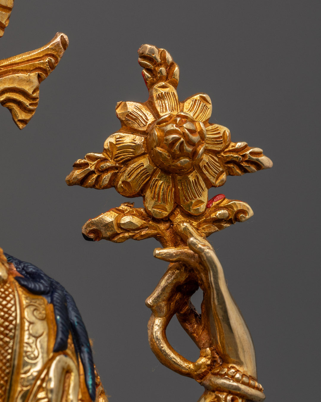 Chenrezig (Avalokiteshvara) Statue | Traditional Buddhist Art