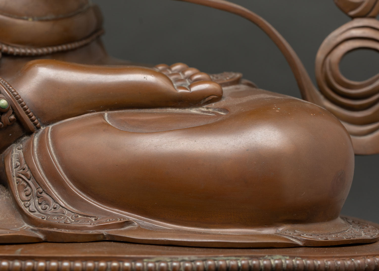 Large-Sized Chenrezig Oxidized Statue | Tibetan Buddhist Artwork