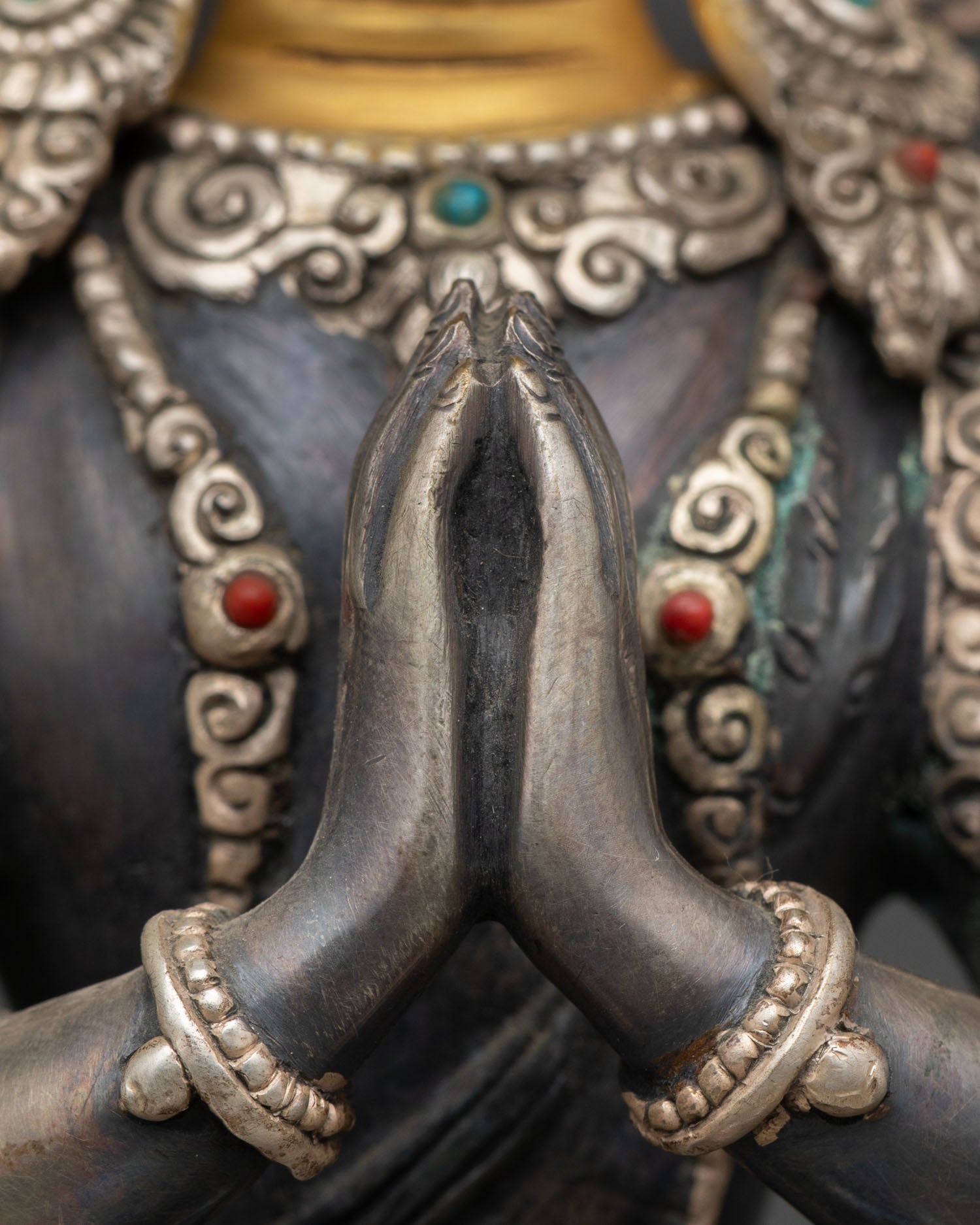 Chenrezig Statue – Handmade Himalayan Art of Compassion