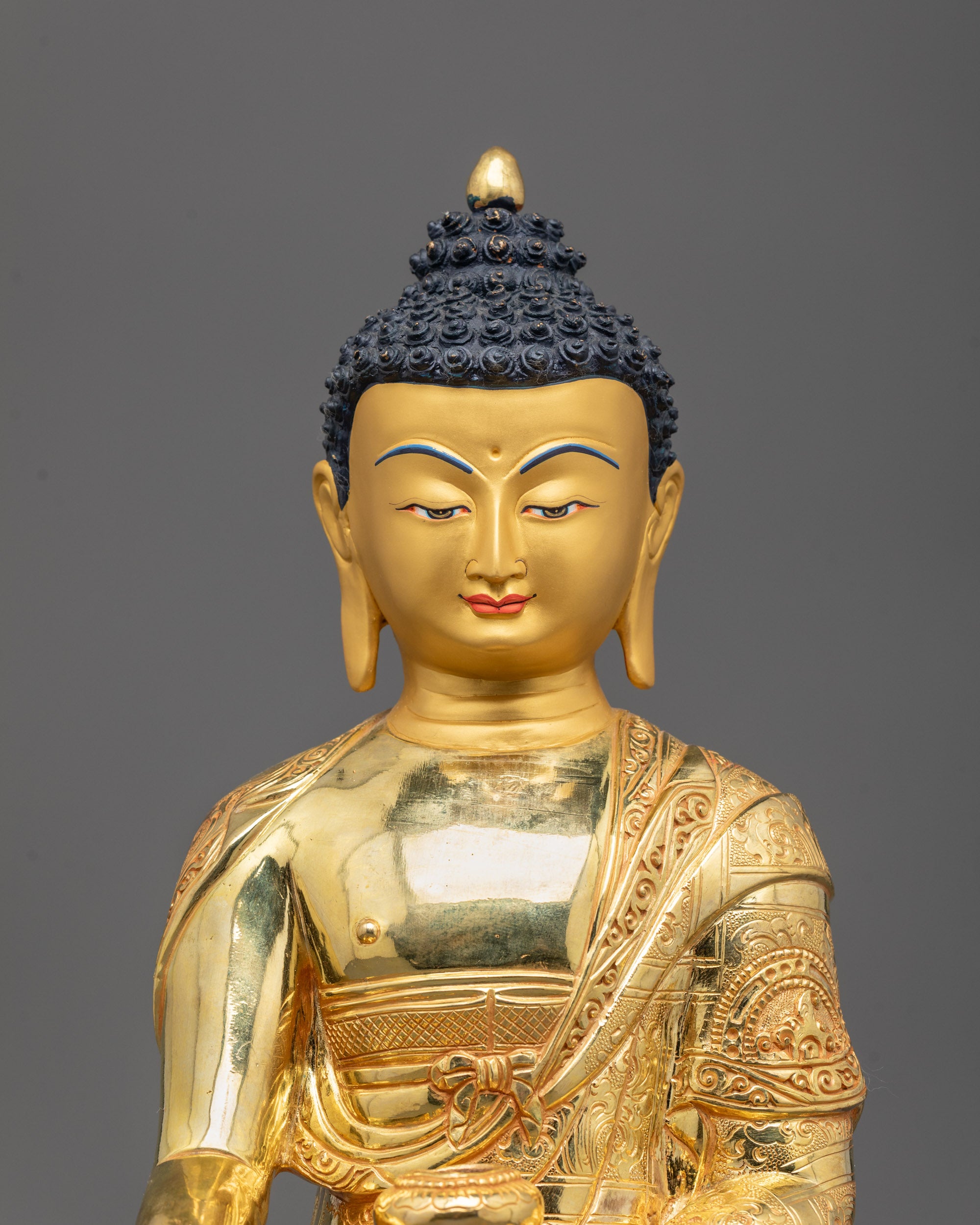 Close-Up of Shakyamuni Buddha Sculpture Radiating Serenity and Spiritual Grace
