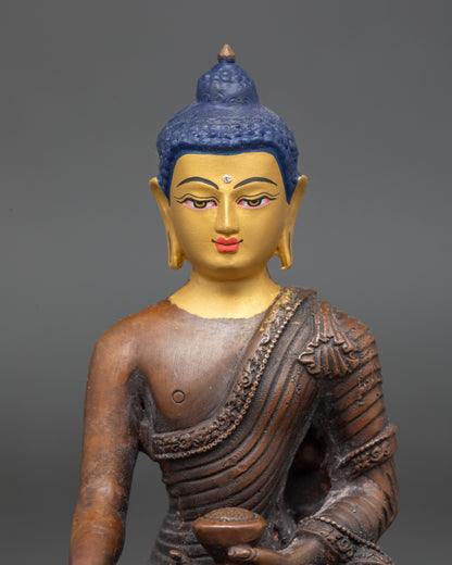 Close-up of Buddha Shakyamuni face showing calm and meditative features