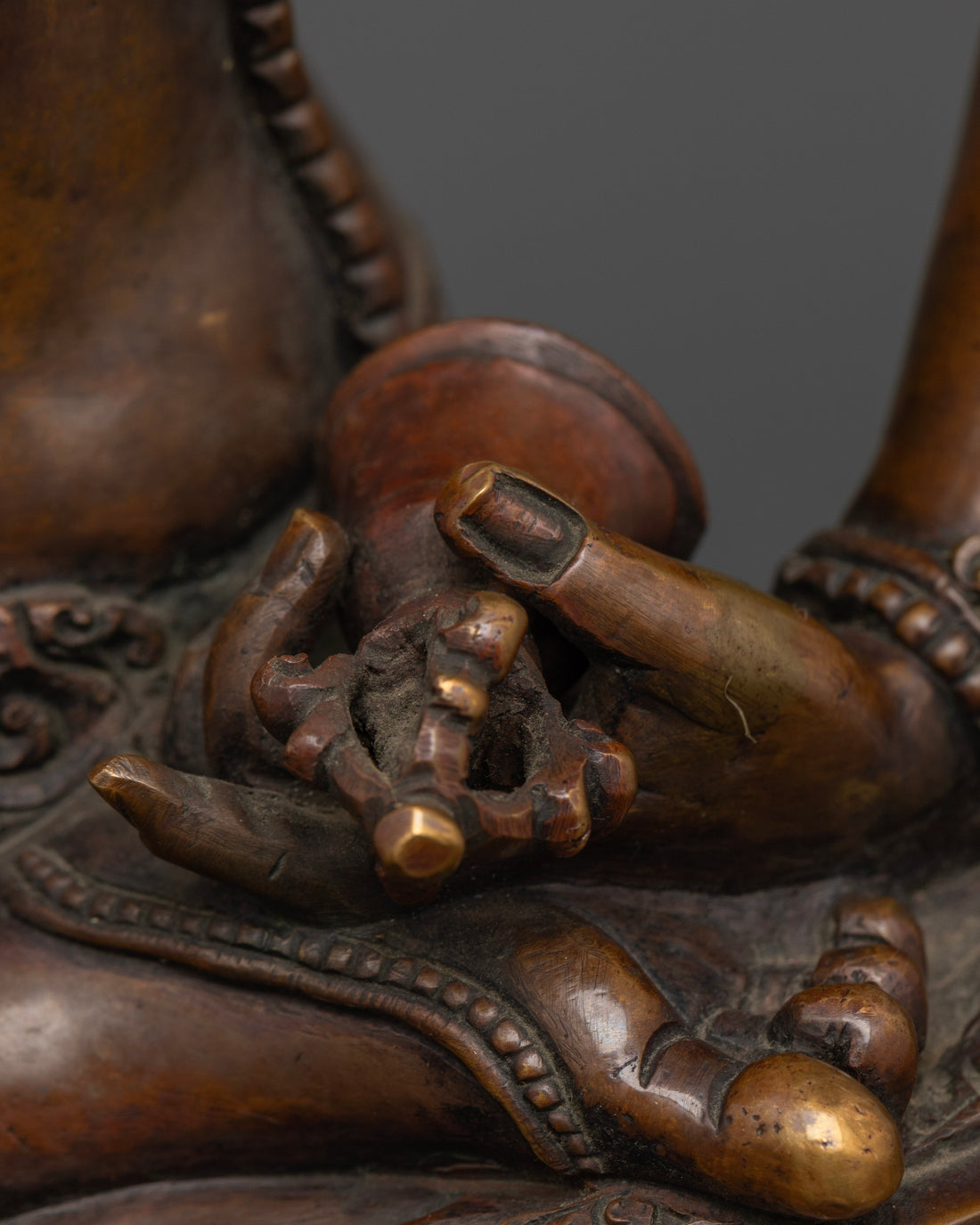 Oxidized Copper Vajrasattva Statue : Elegance and Devotion