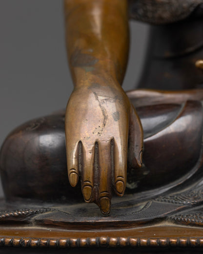 Oxidized Crowned Shakyamuni Buddha Statue | Traditional Tibetan Art