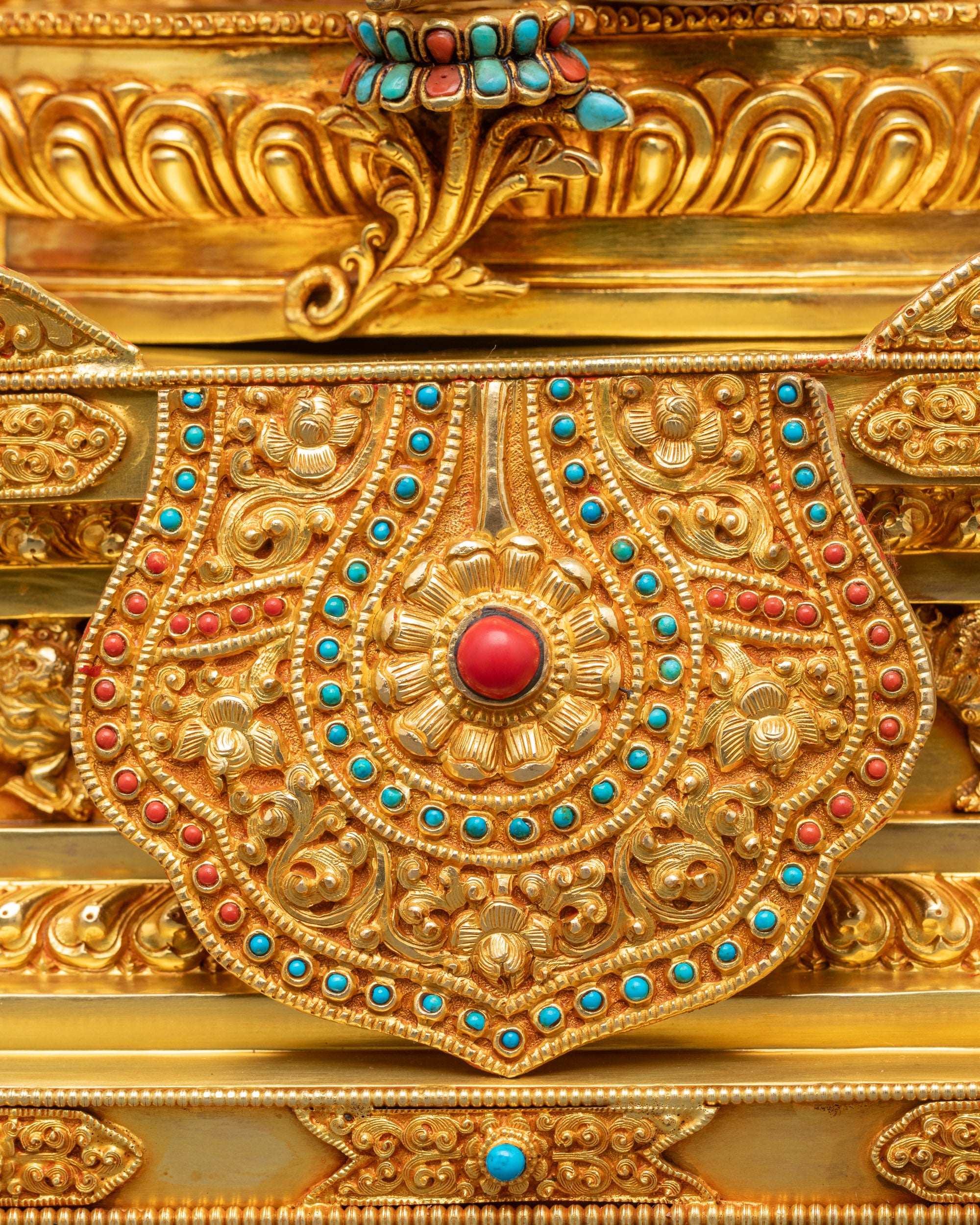 Green Tara Statue with Throne | Himalayan Meditation Sculpture