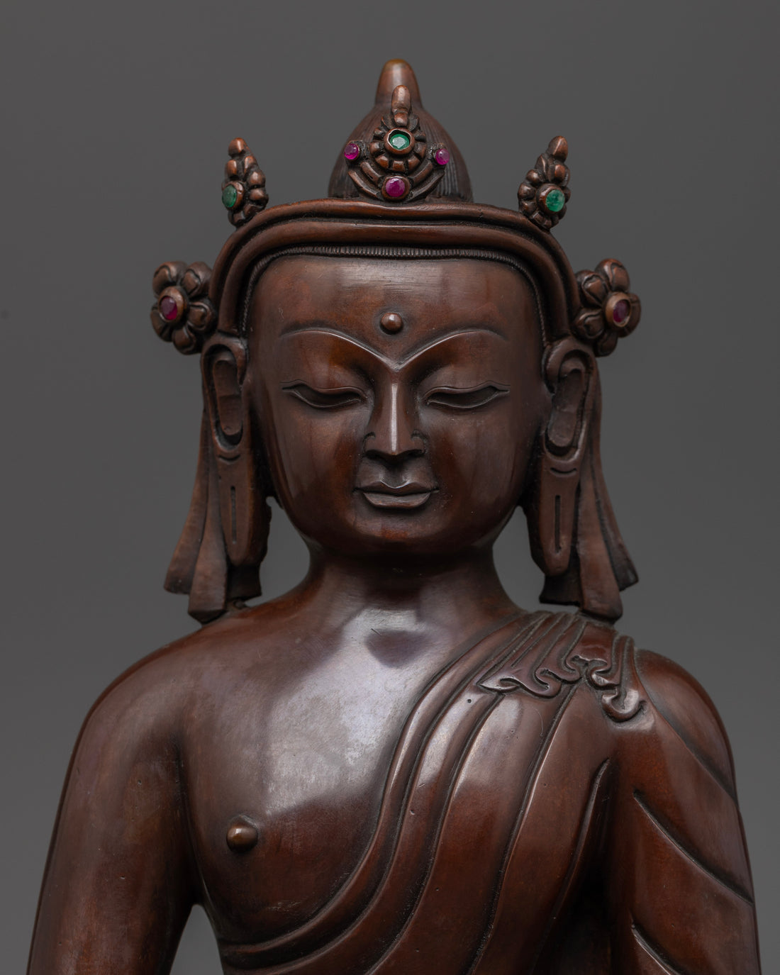 Oxidized Crowned Buddha Shakyamuni: Enhance Your Meditation Space