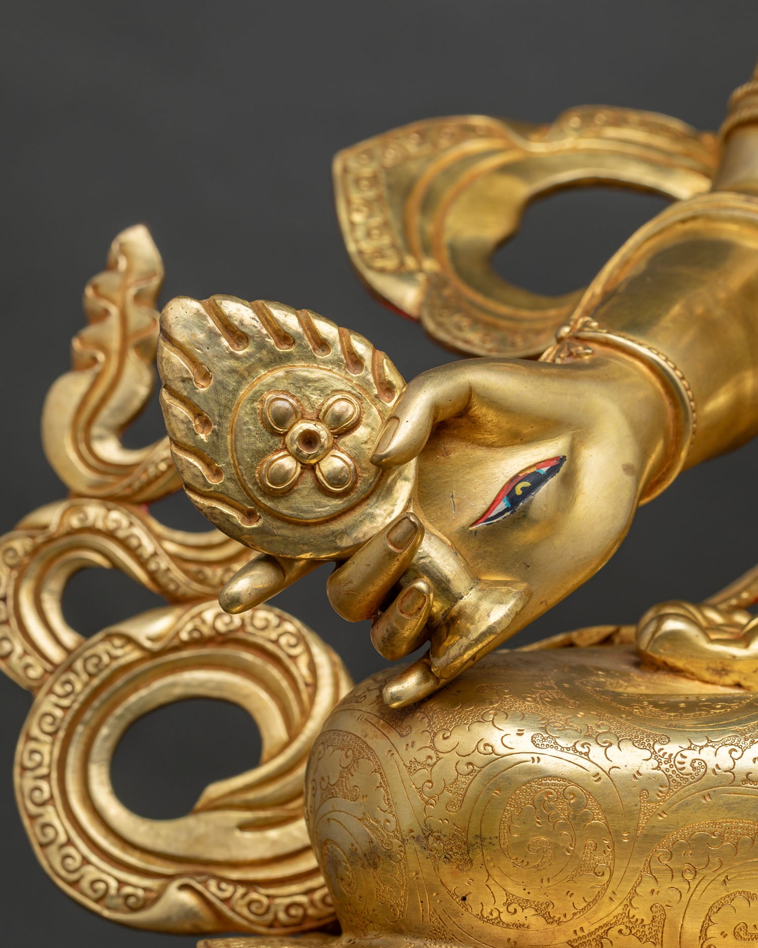Grand Dukar Statue | White Umbrella Goddess for Spiritual Protection
