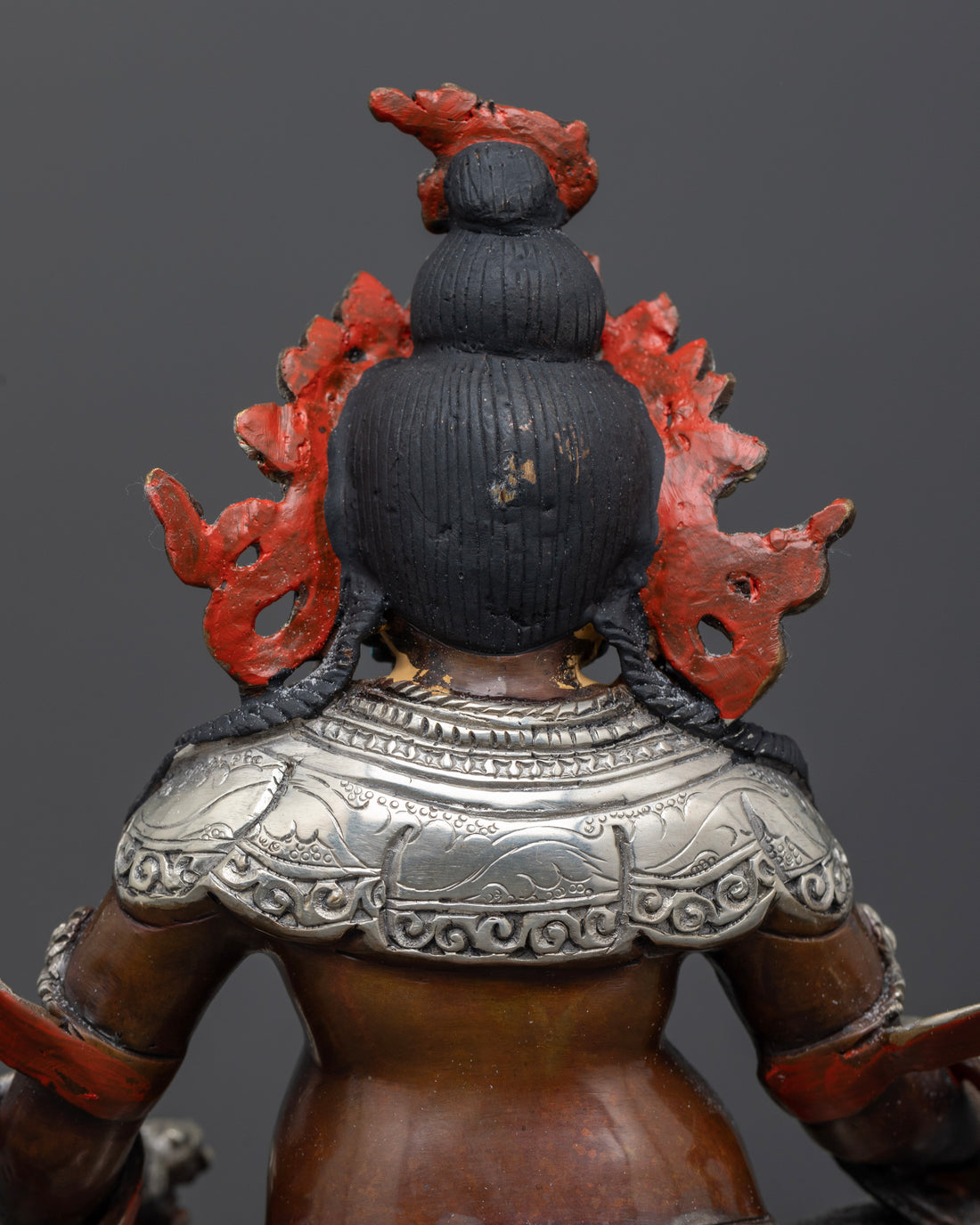 Oxidized Dzambhala Statue: A Spiritual Representation of Wealth