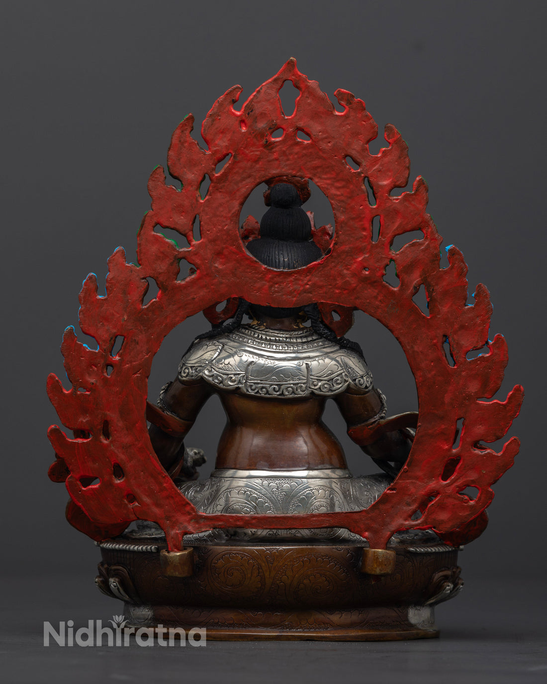 Oxidized Dzambhala Statue: A Spiritual Representation of Wealth