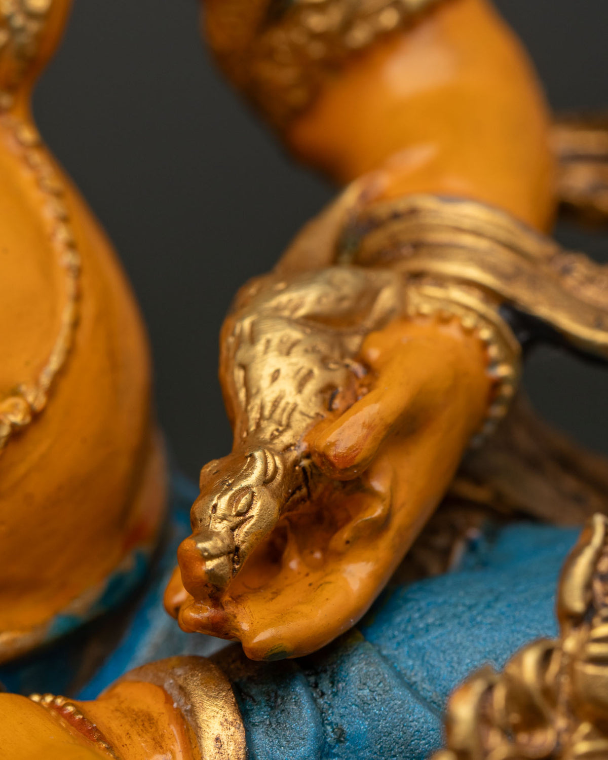 Dzambhala Statue | Sacred Figure of Abundance and Generosity