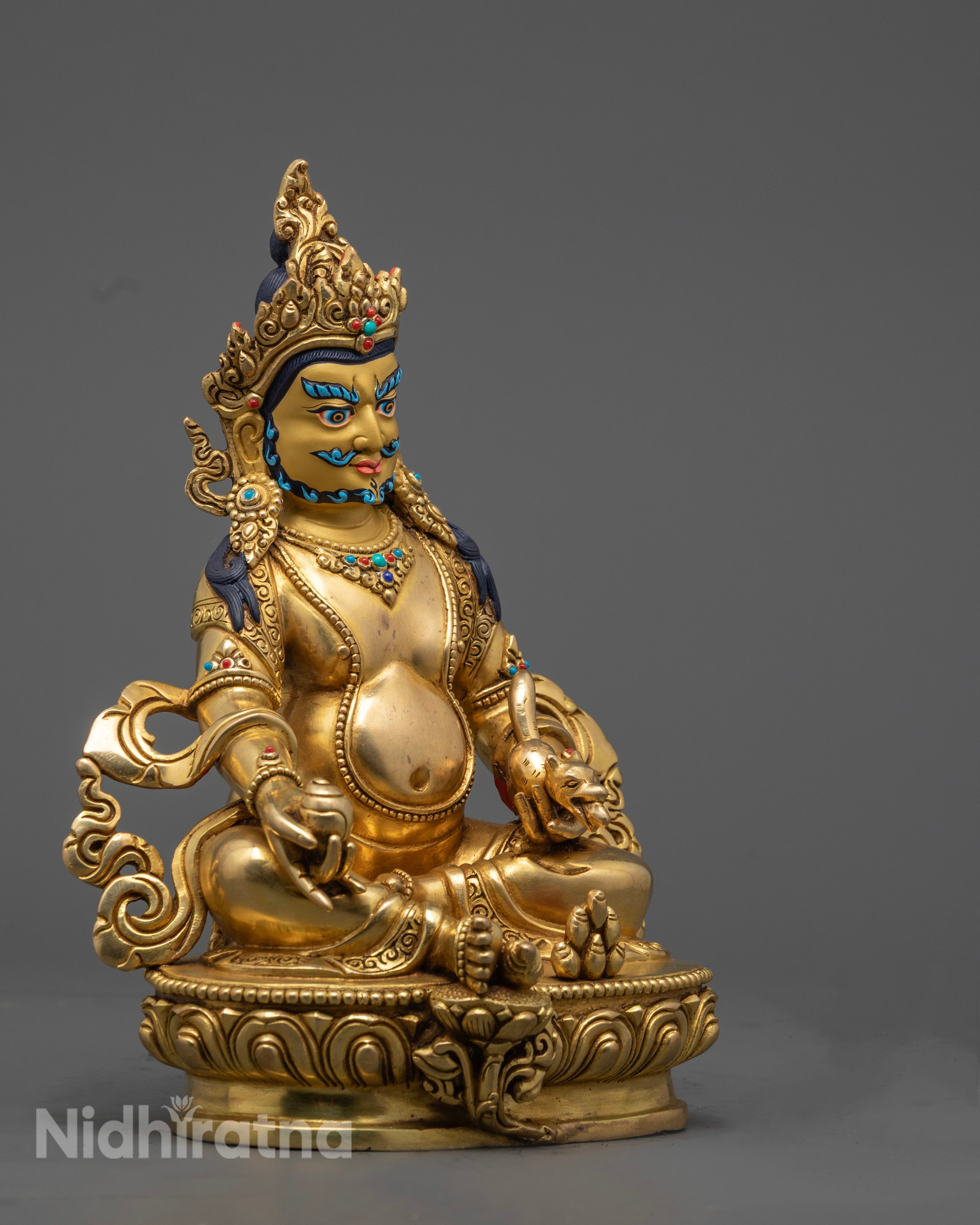 Dzambhala Statue Holding Wealth Vase – Hand-Carved Tibetan Art from Nepal