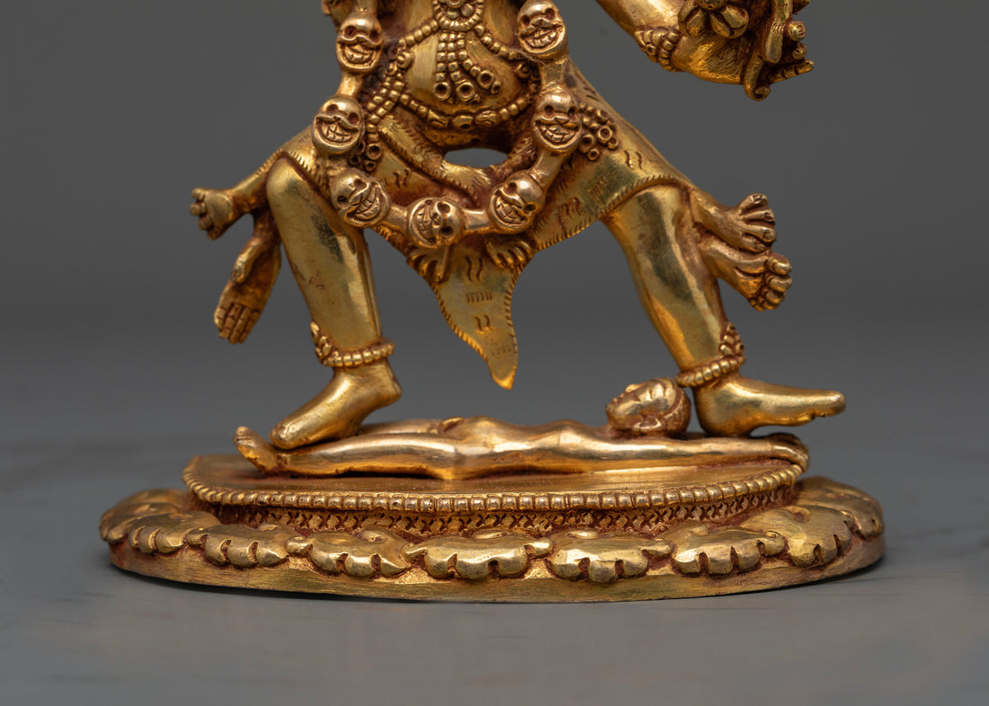 Ekajati Statue: Emblem of Fearlessness