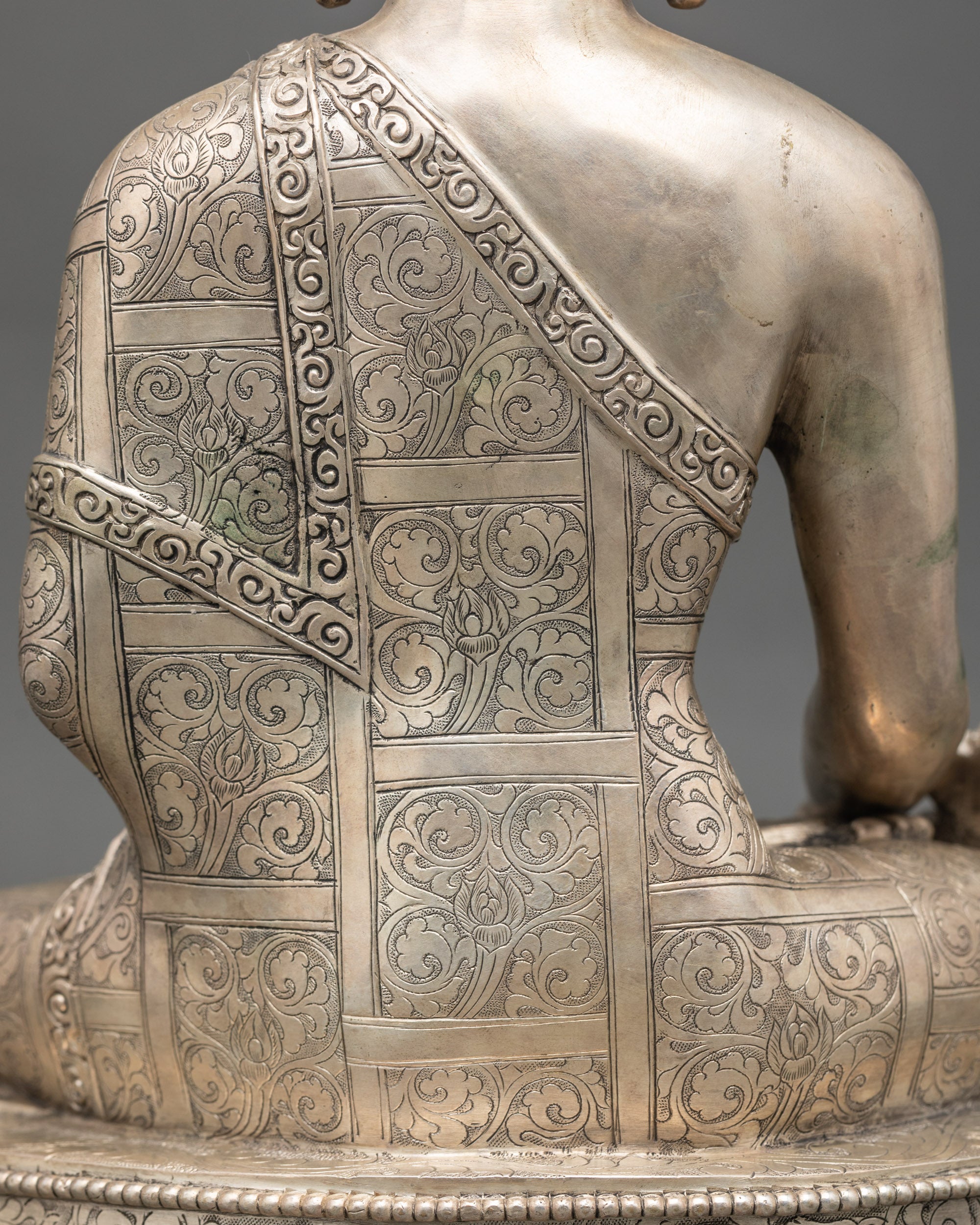 Medicine Buddha Statue