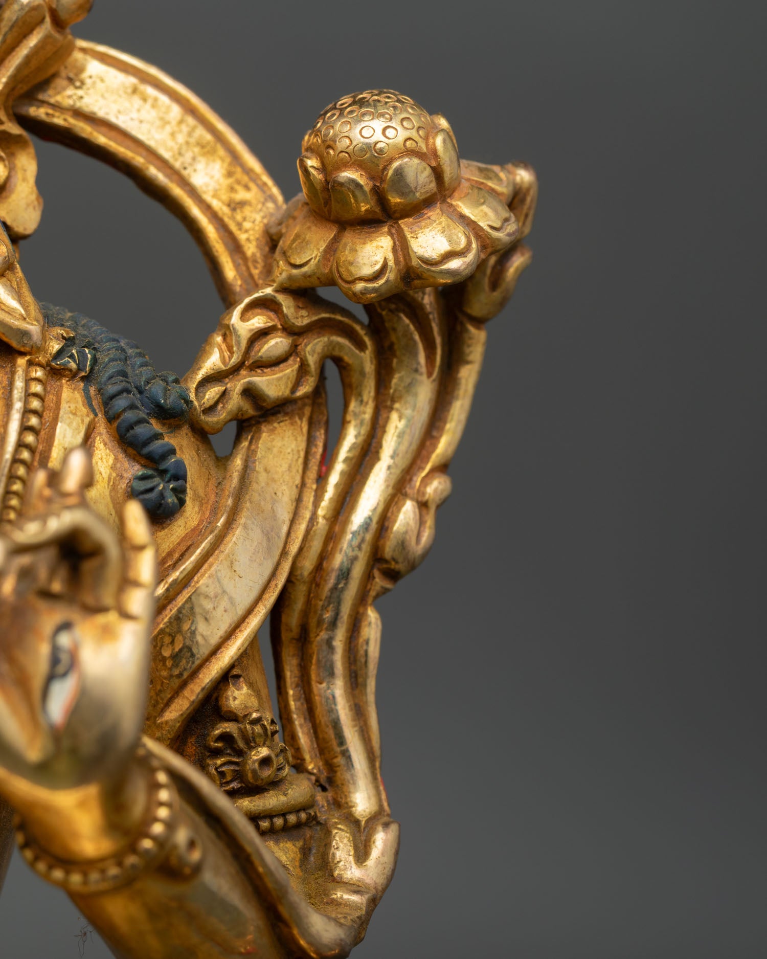 White Tara Statue | Seven-Eyed Goddess of Compassion