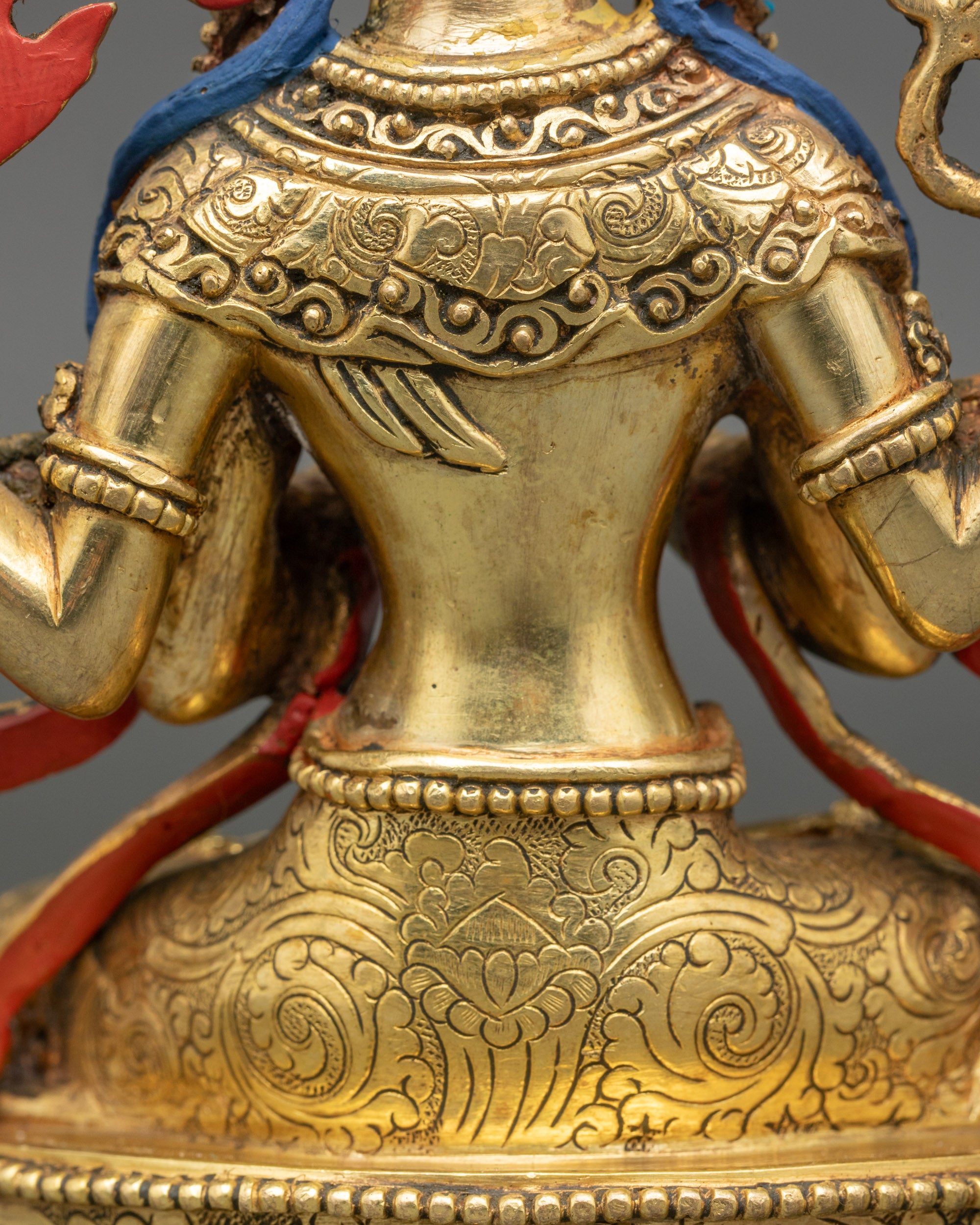 Avalokiteshvara Statue | Cultivate Mercy and Enlightened Awareness