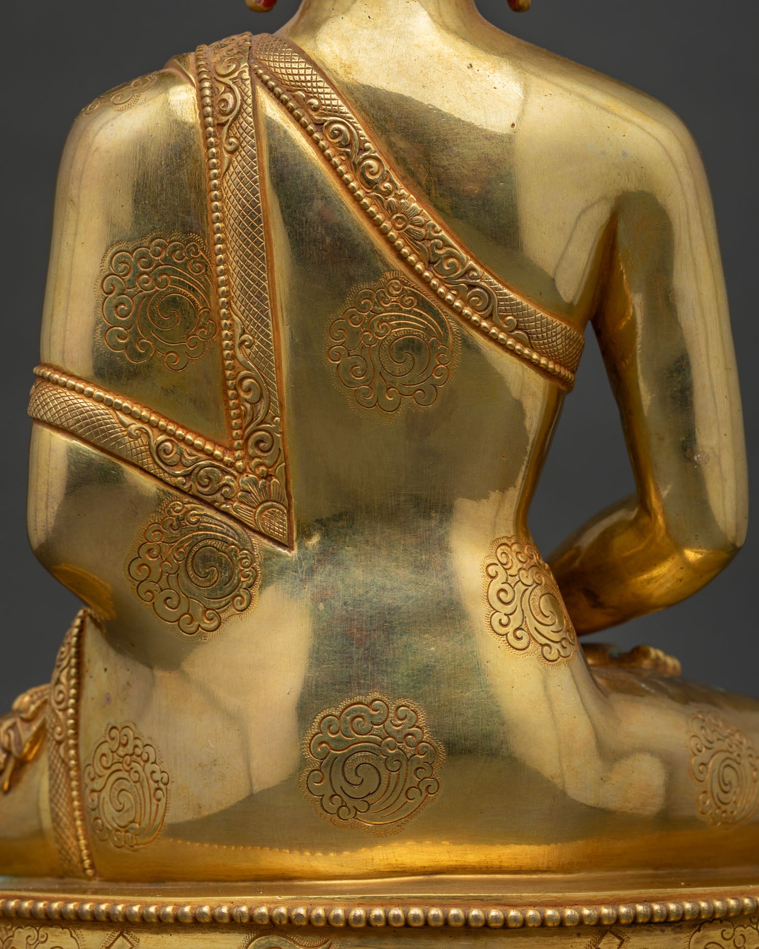 Amitabha Buddha Statue – Perfect Gift for Meditation & Mindfulness