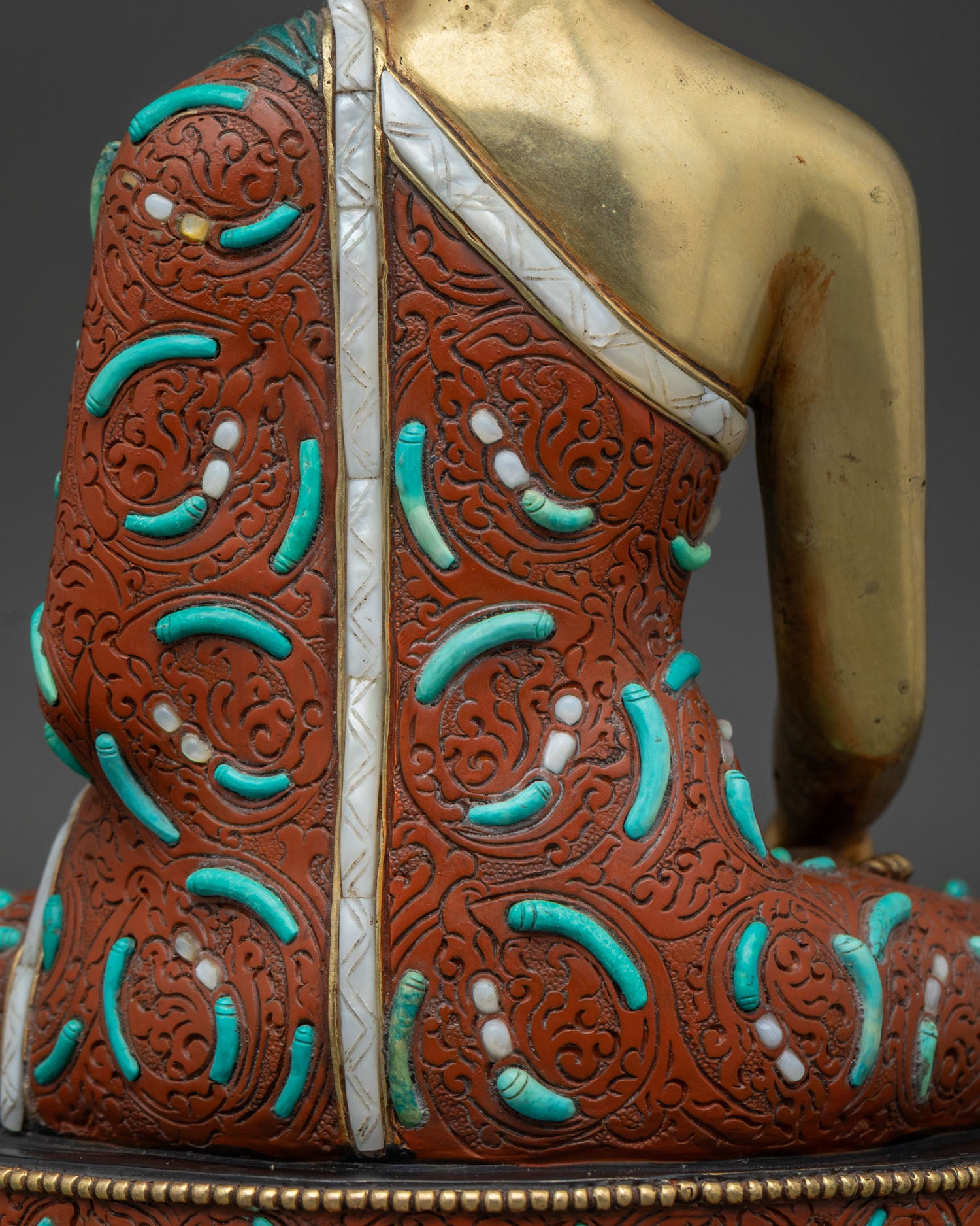 Authentic Buddha Shakyamuni Statue | Buddhist Nepali Artistry
