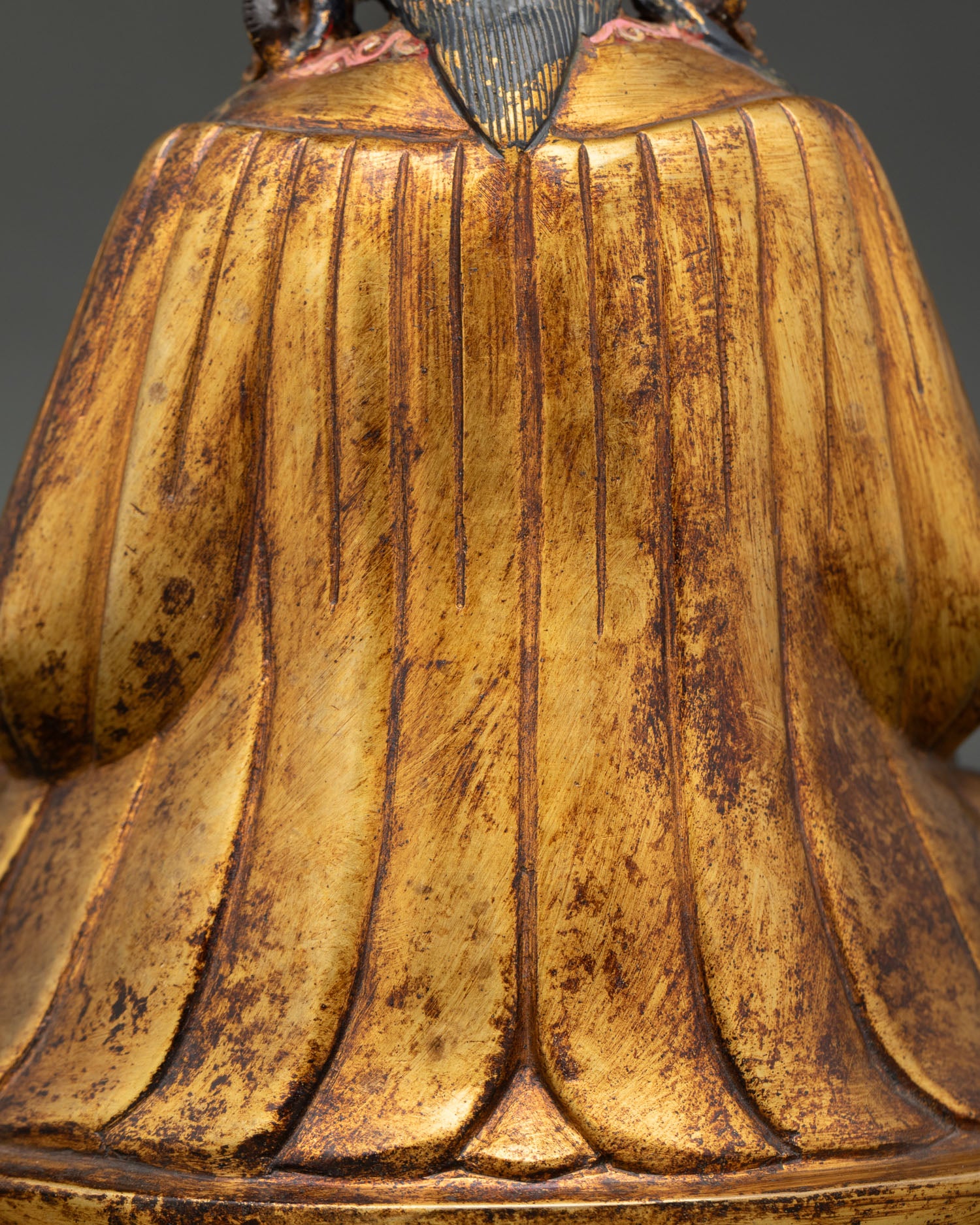 Guru Norla Statue