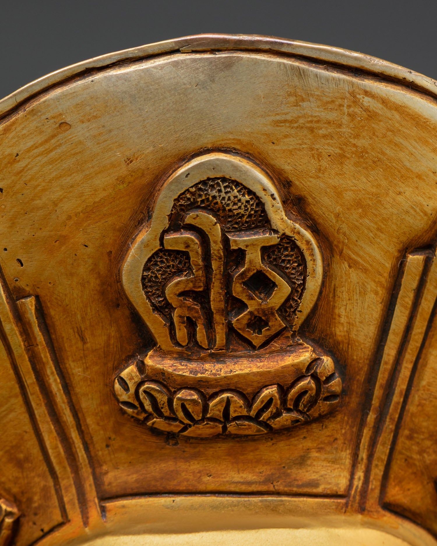 Founder of Bhutan Zhabdrung Rinpoche Statue | Traditional Nepali Craft