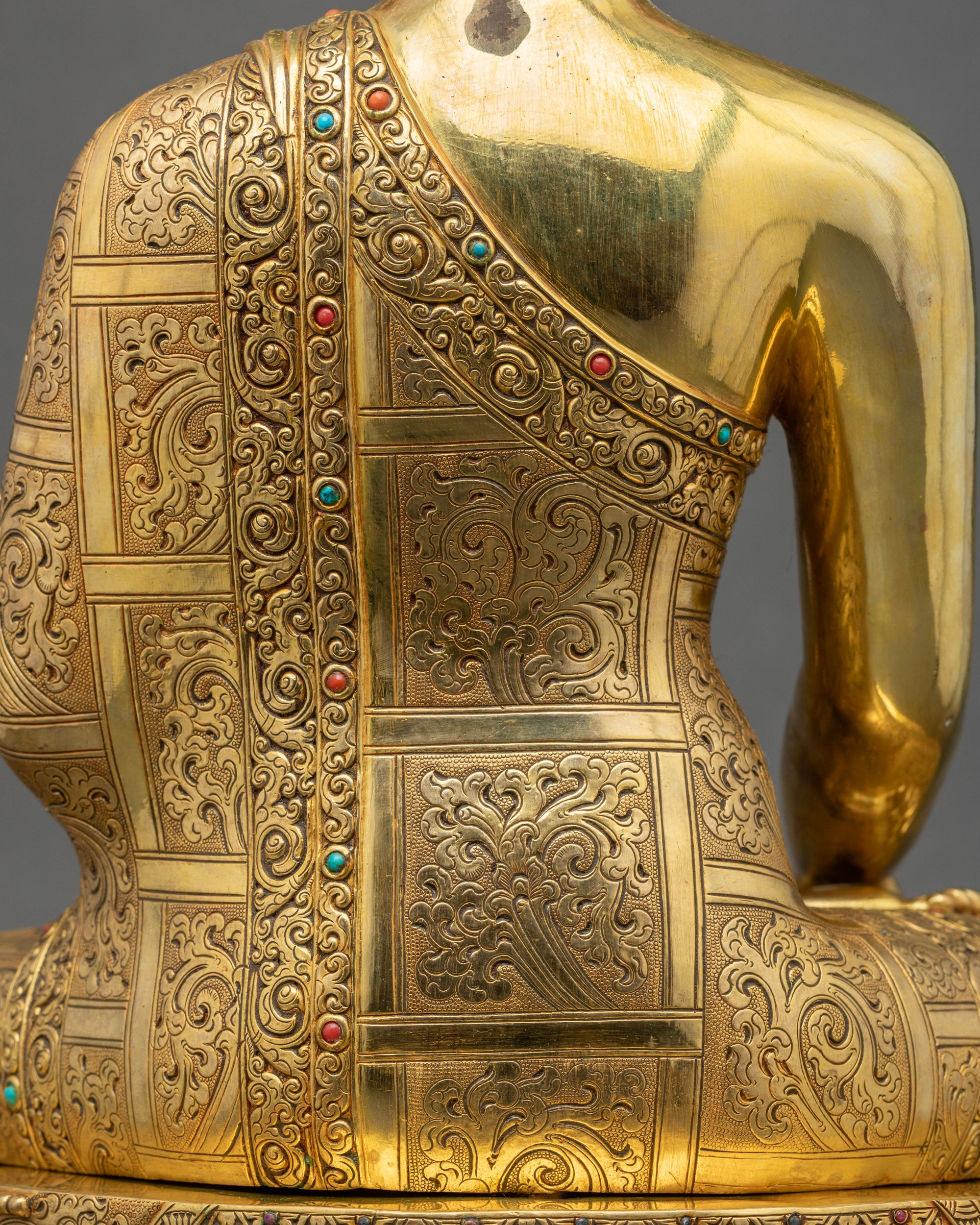 Shakyamuni Buddha Statue | Peaceful Altar Sculpture from Nepal