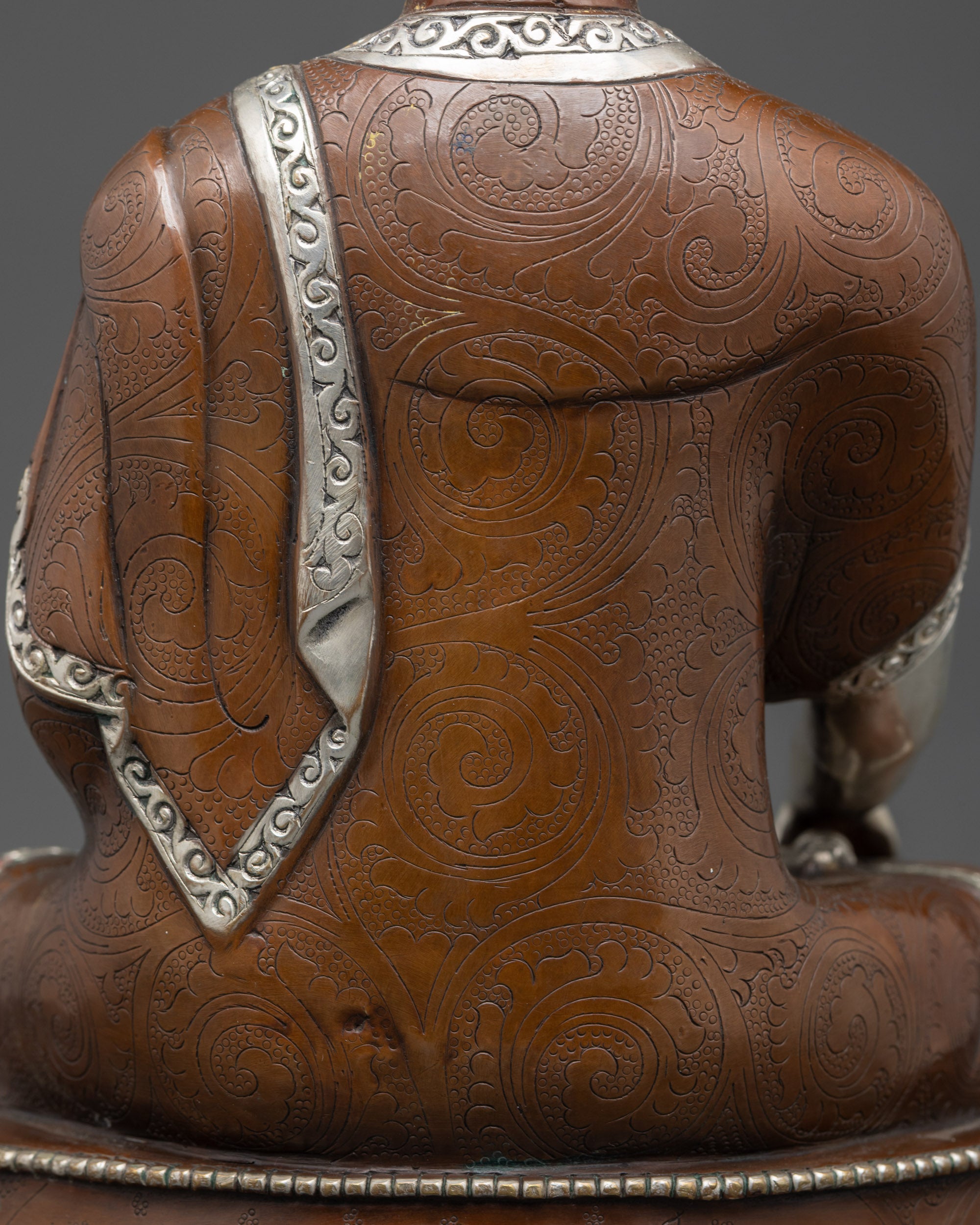 Buddha Shakyamuni Statue