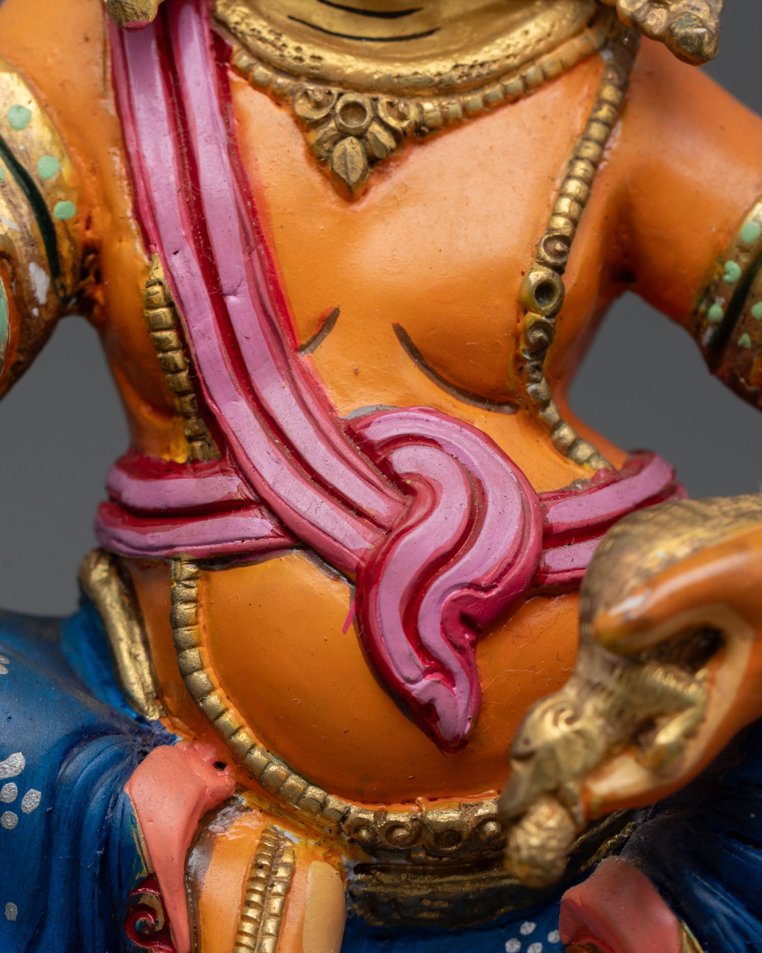 Nmotoshe Statue