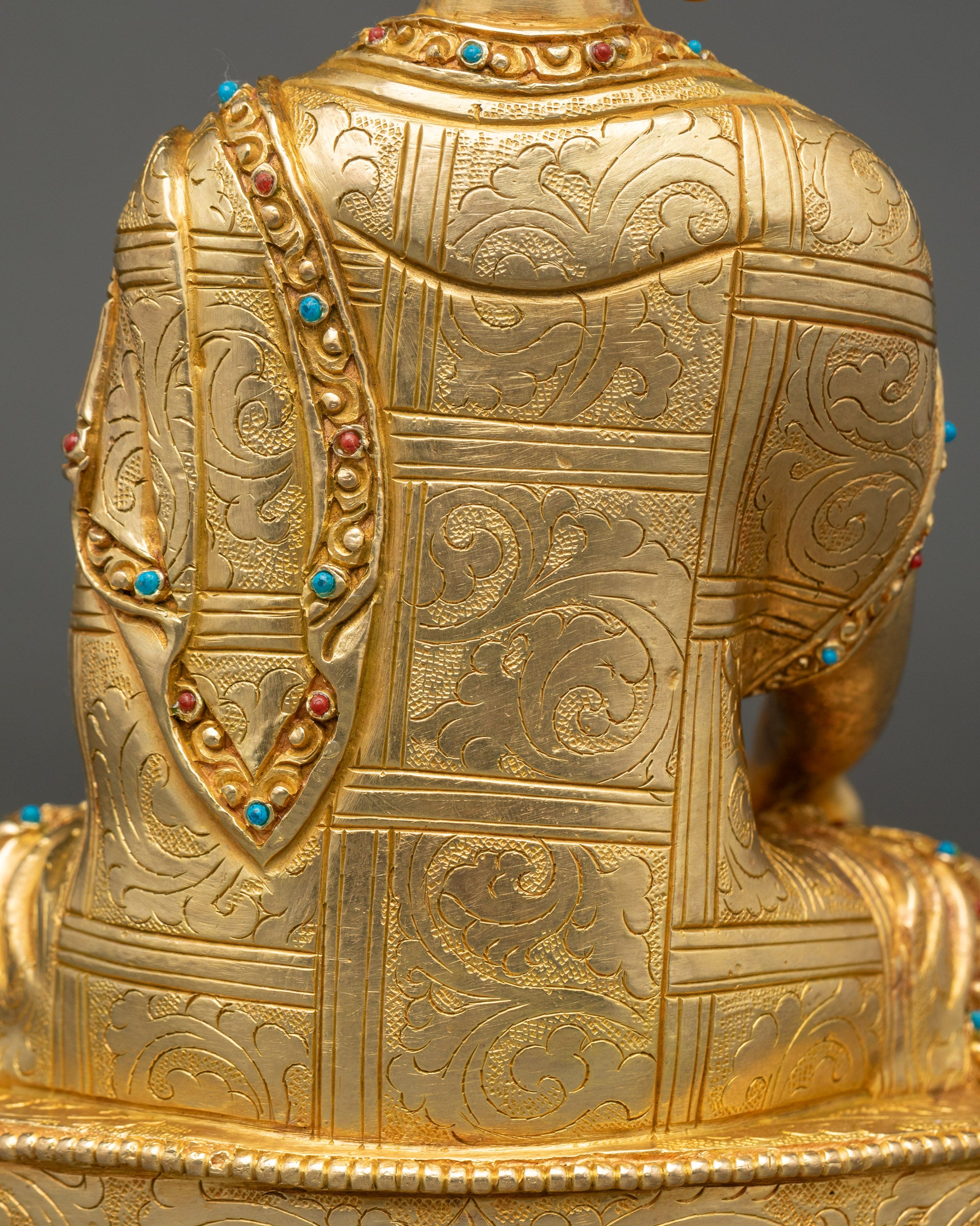 Sakyamuni Tathagata Statue | Inspire Peace with Nepalese Buddhist Art