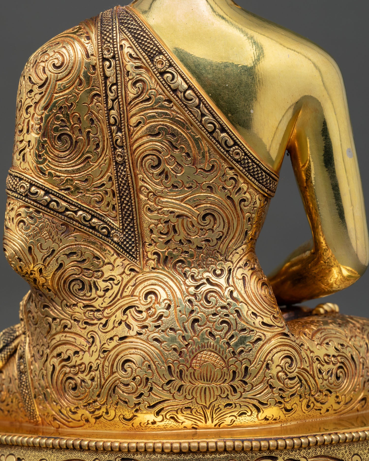 Amitabha Buddha Statue