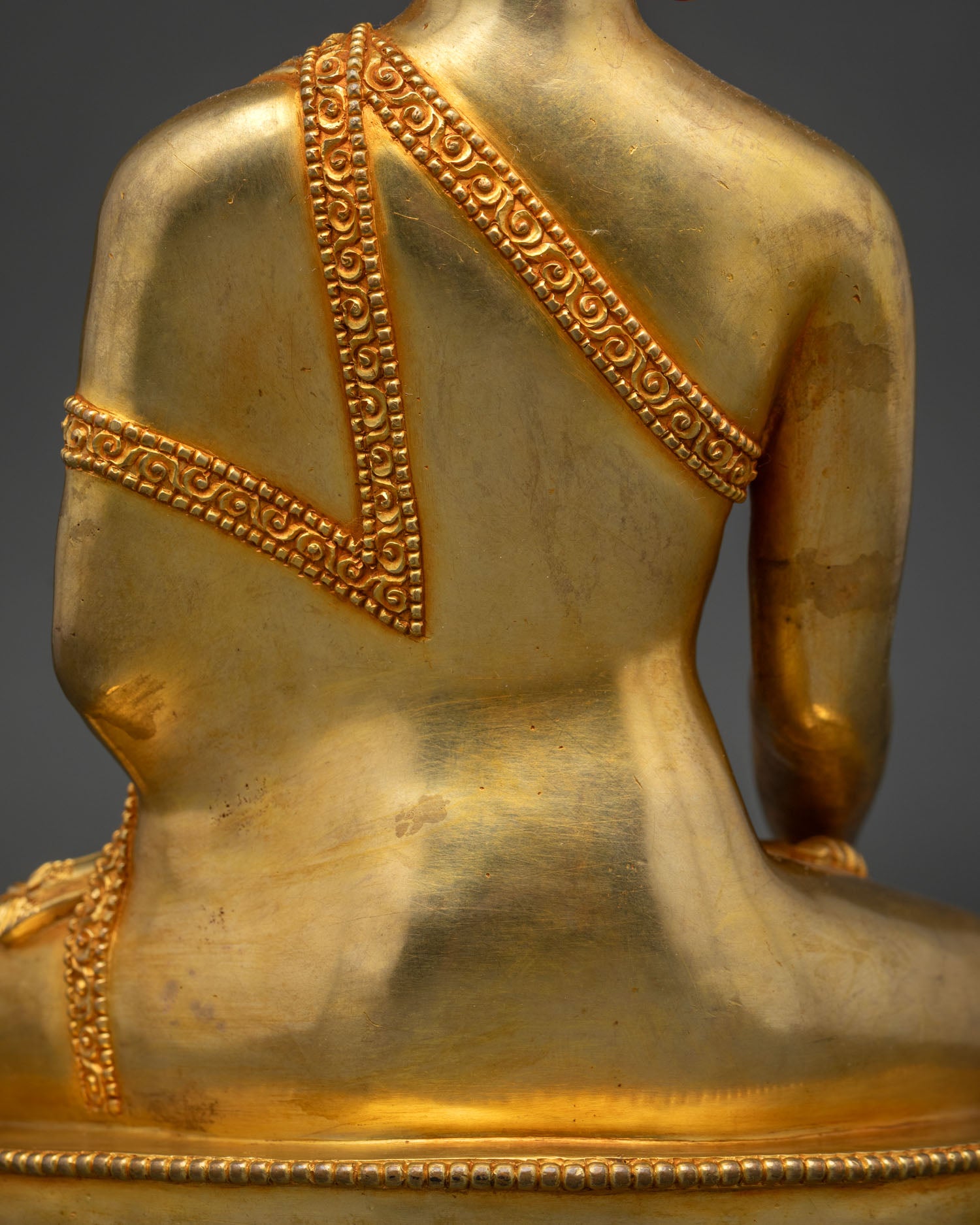 Buddha Shakyamuni Statue