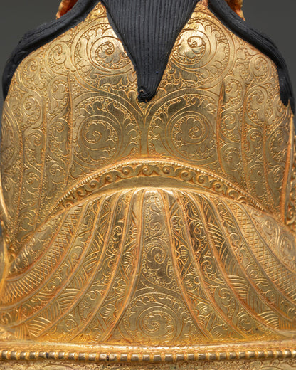 Guru Rinpoche Statue