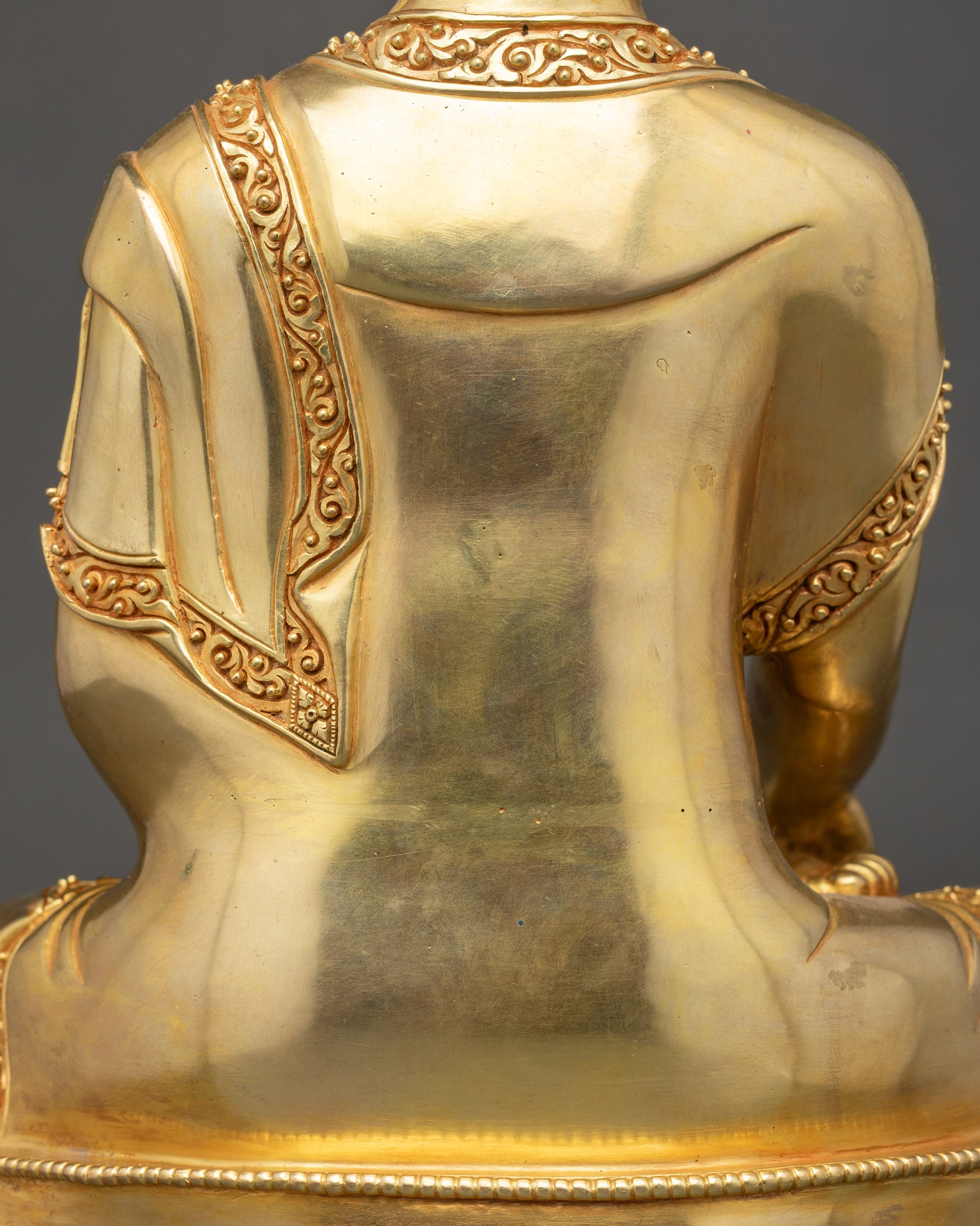 Buddha Shakyamuni Statue