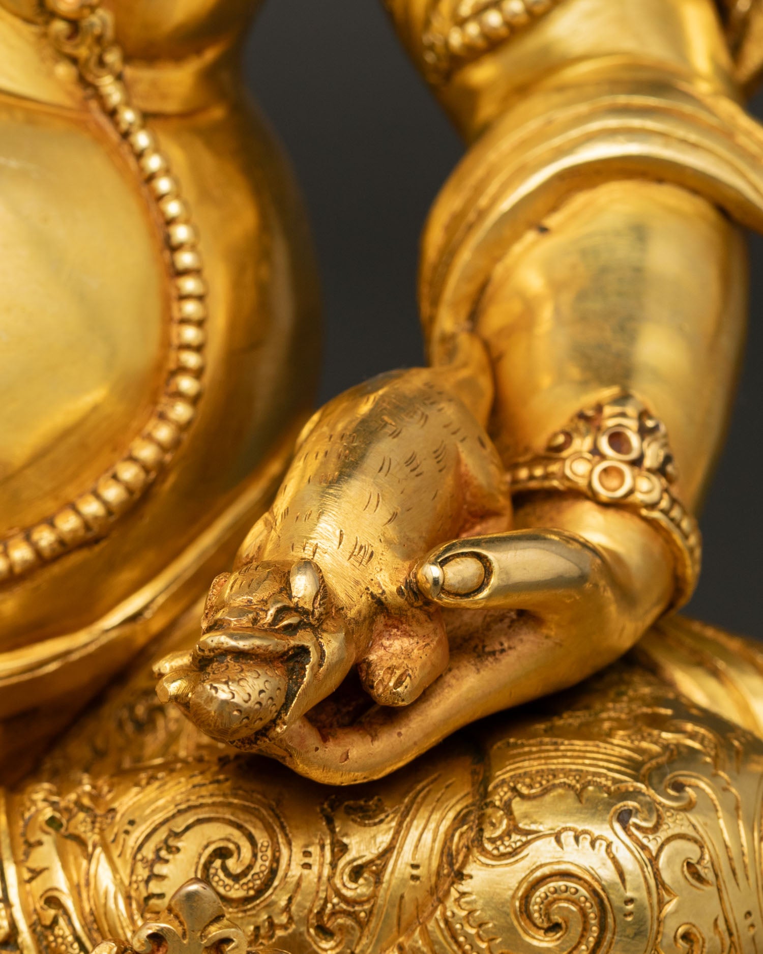 Dzambhala Statue | Hand-Carved Tibetan God of Wealth