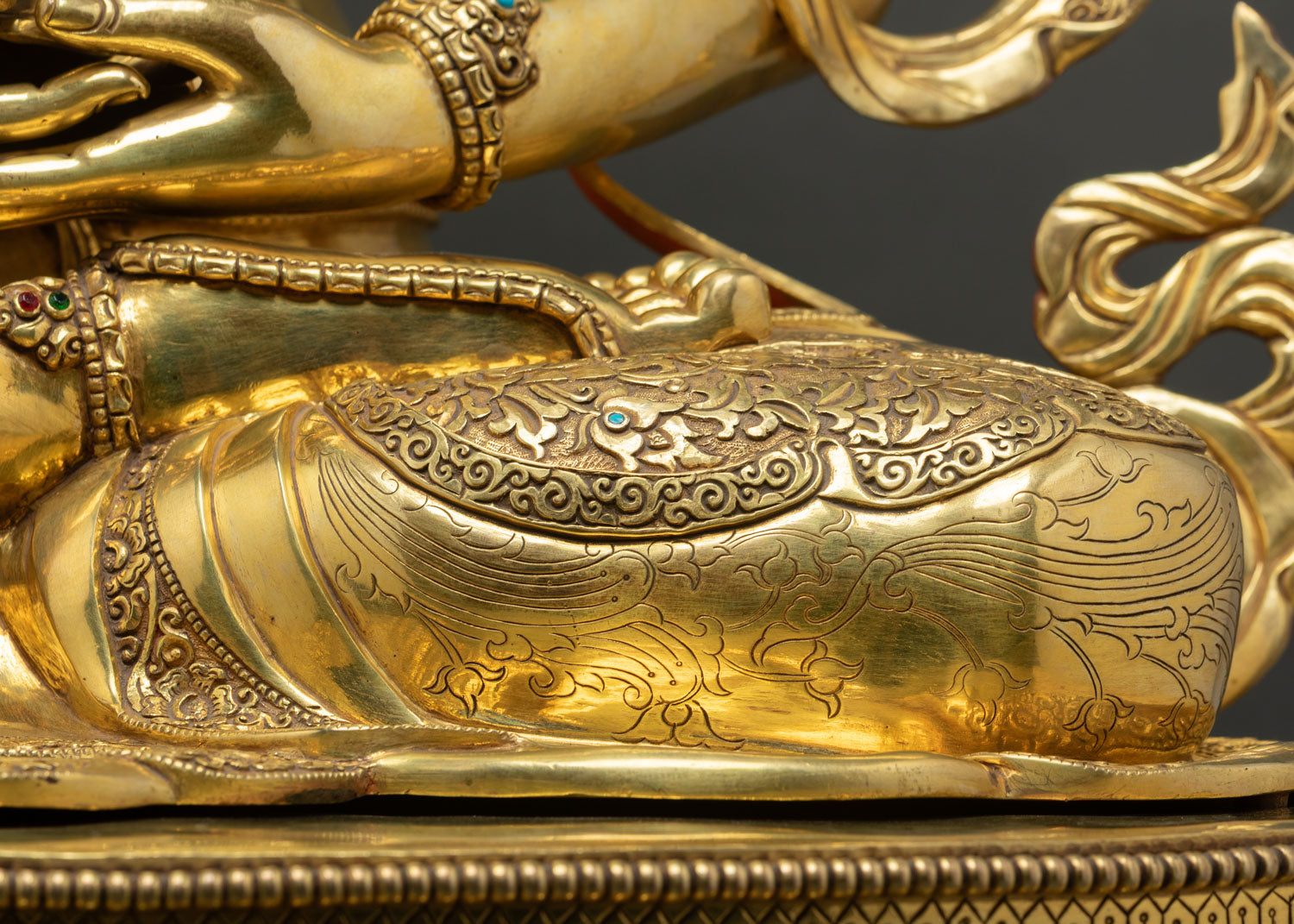 Large Amitayus Statue (80cm) – Enhance Longevity & Spiritual Well-being