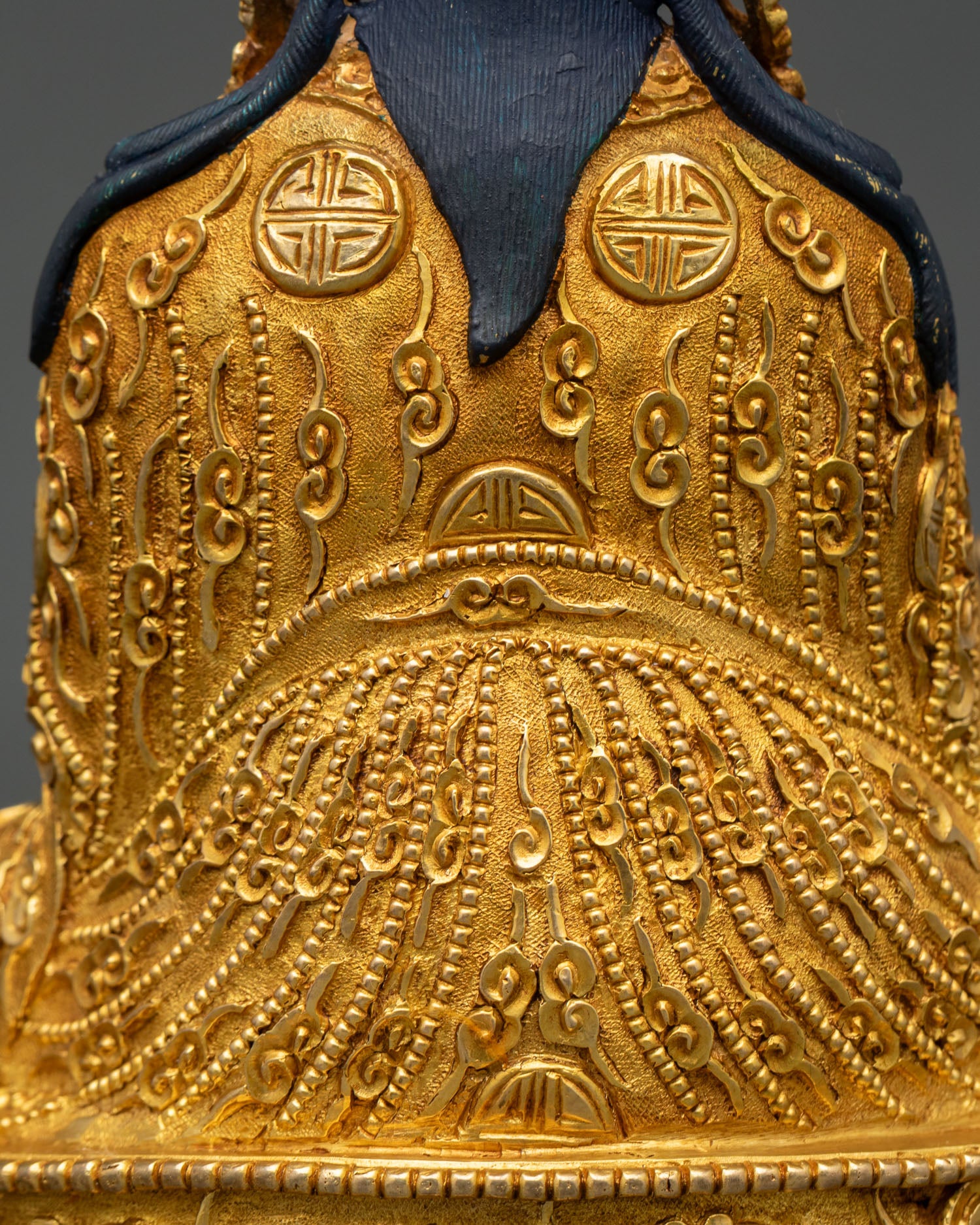 Guru Rinpoche Statue