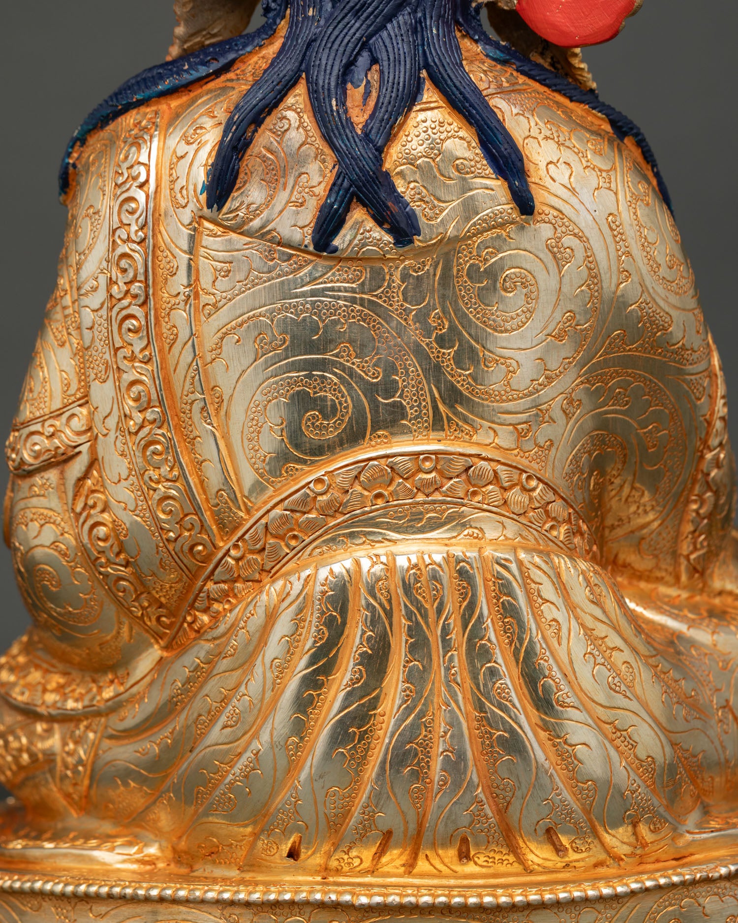 Guru Norla Statue