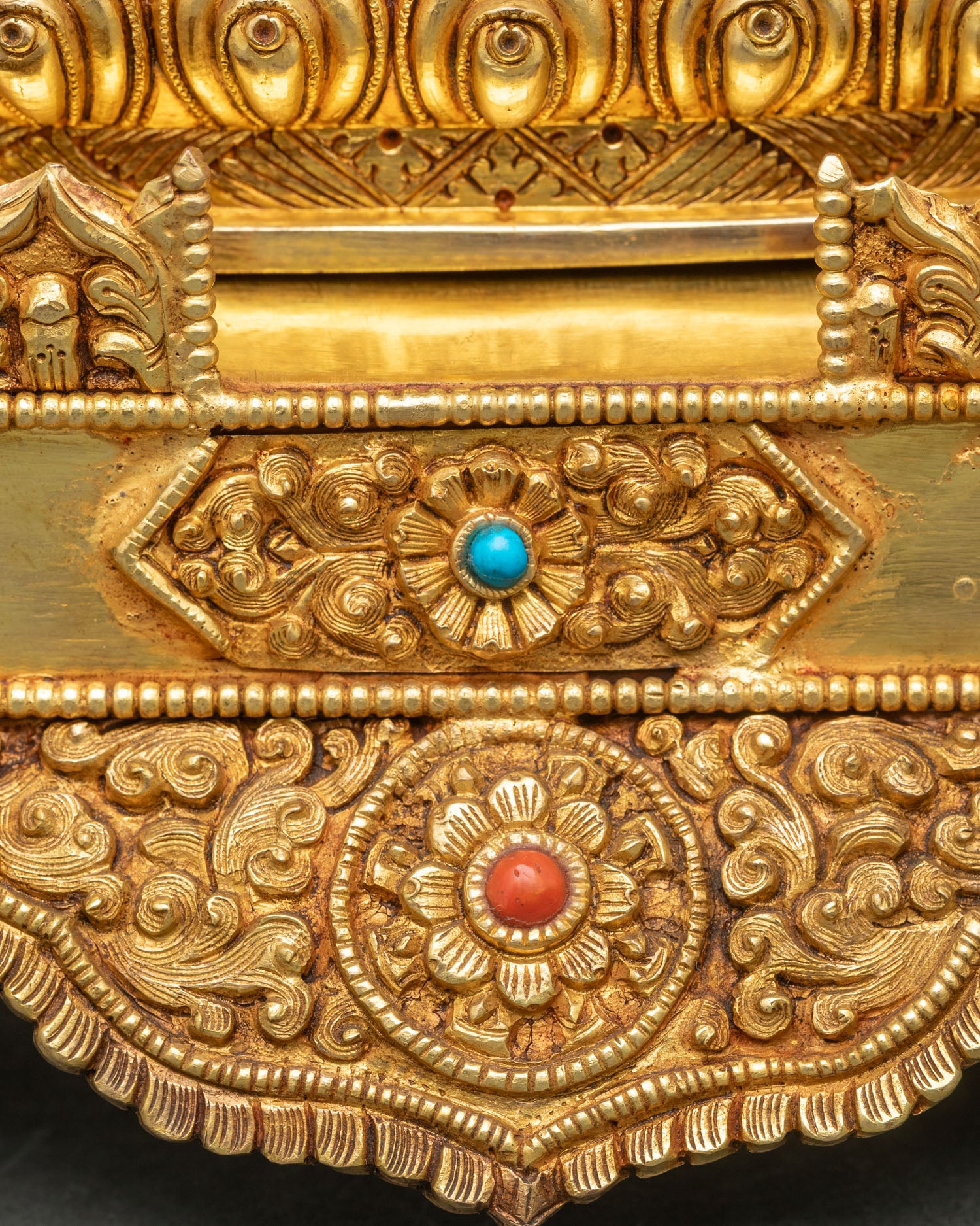 Amitabha Buddha Statue | Traditional Himalayan Art for Altar Decor