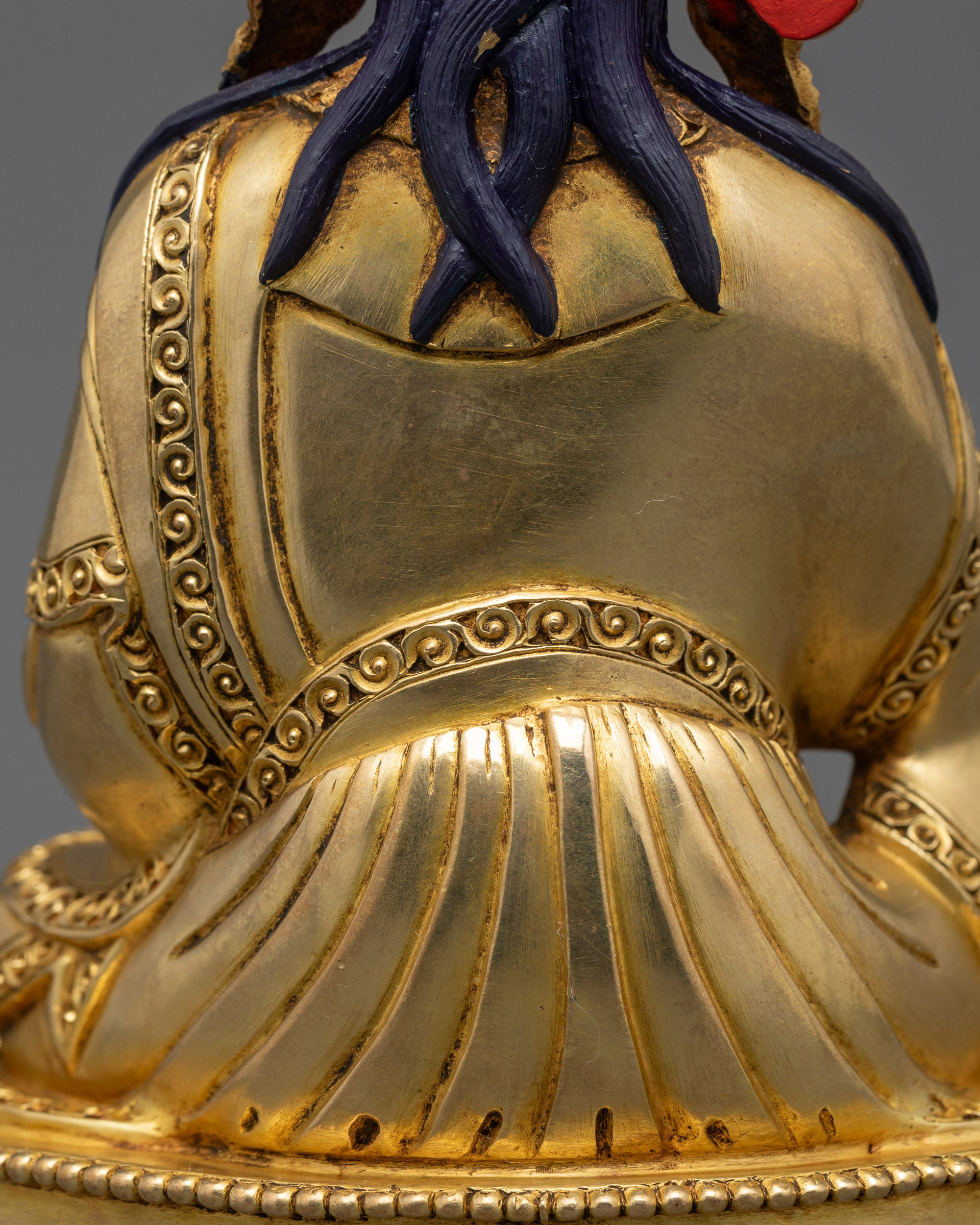 Guru Rinpoche Statue