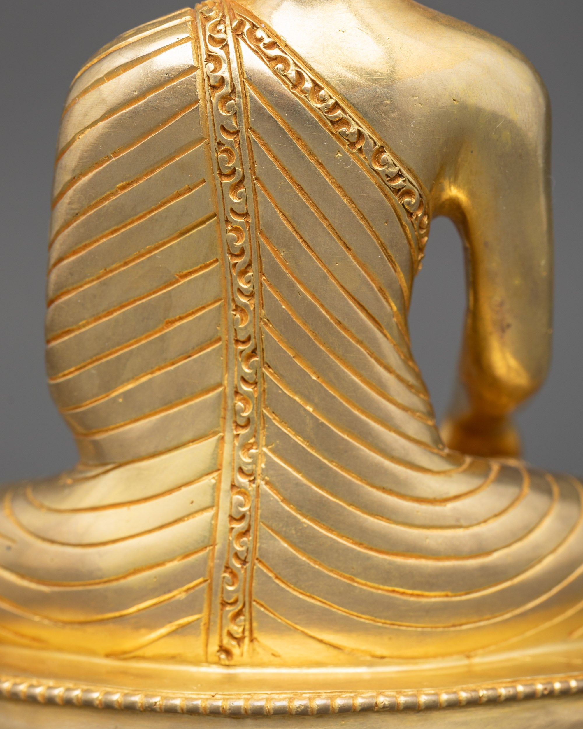 Shakyamuni Buddha Statue