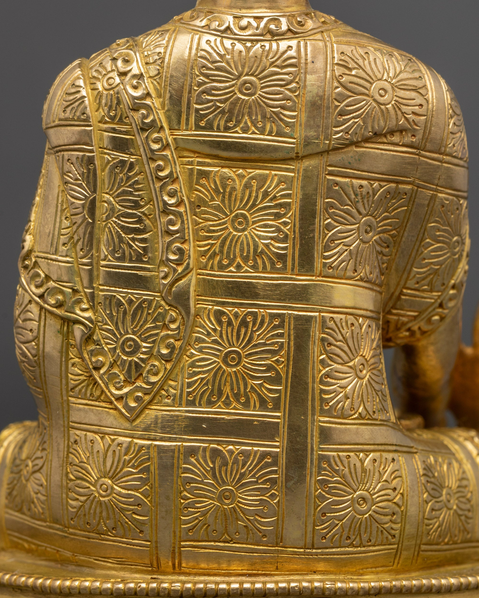 Medicine Buddha Statue