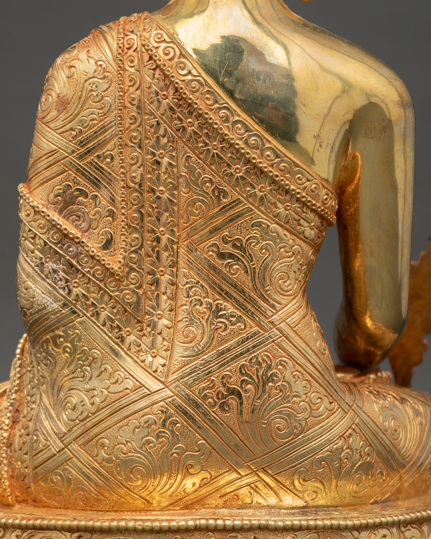Medicine Buddha Statue