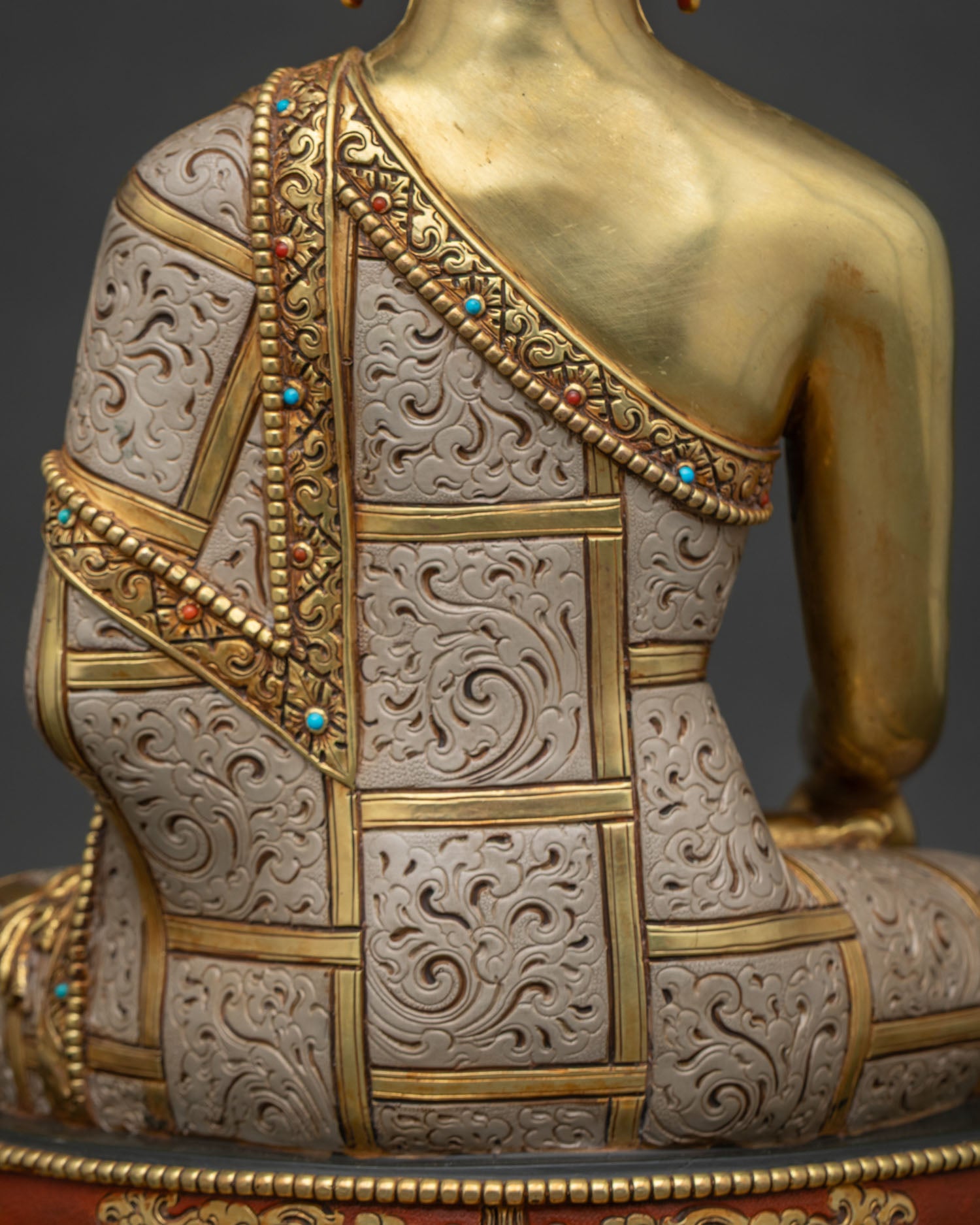 Shakyamuni Buddha Statue