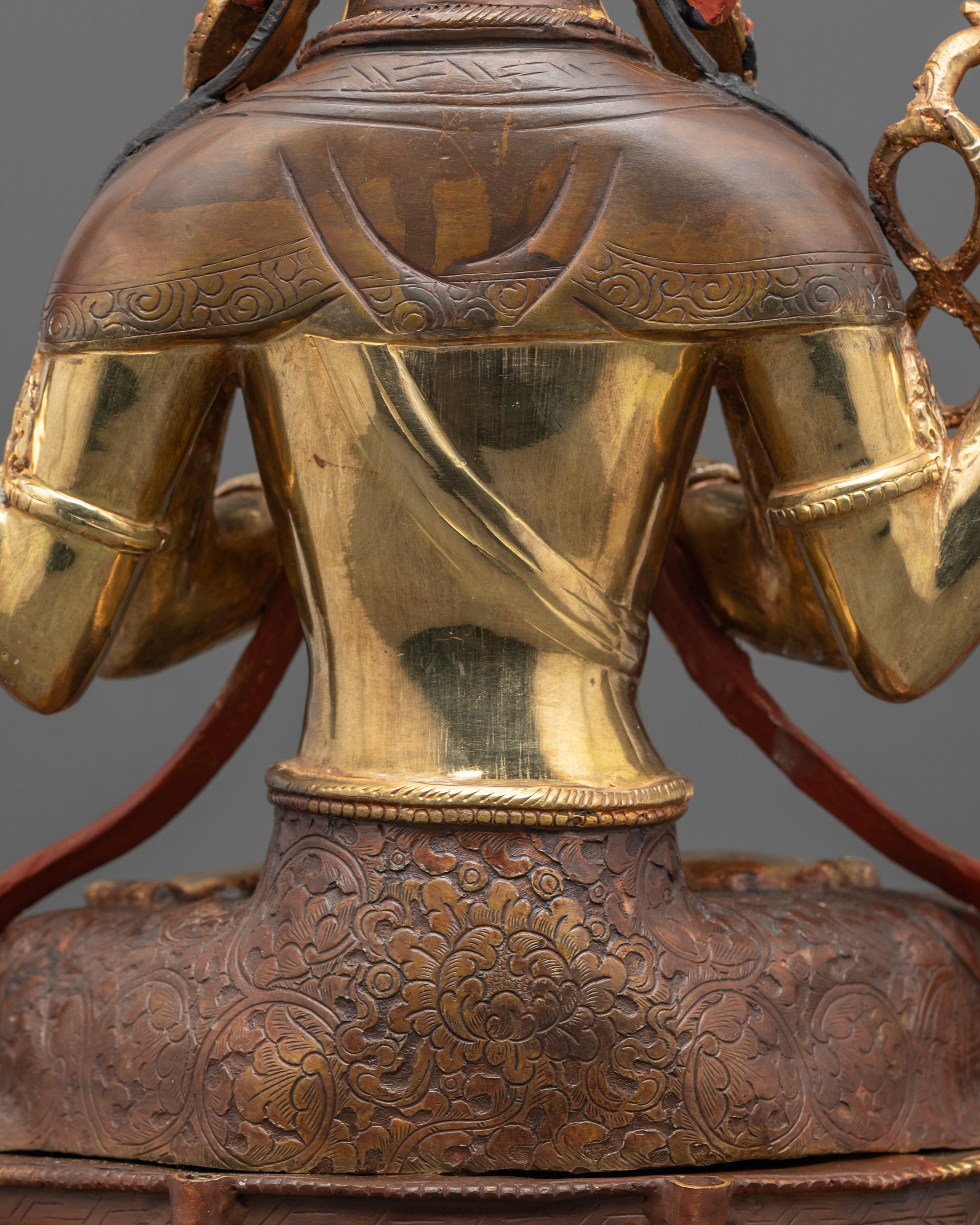 Four-armed Avalokiteshvara Statue | Sacred Tibetan Bodhisattva Idol